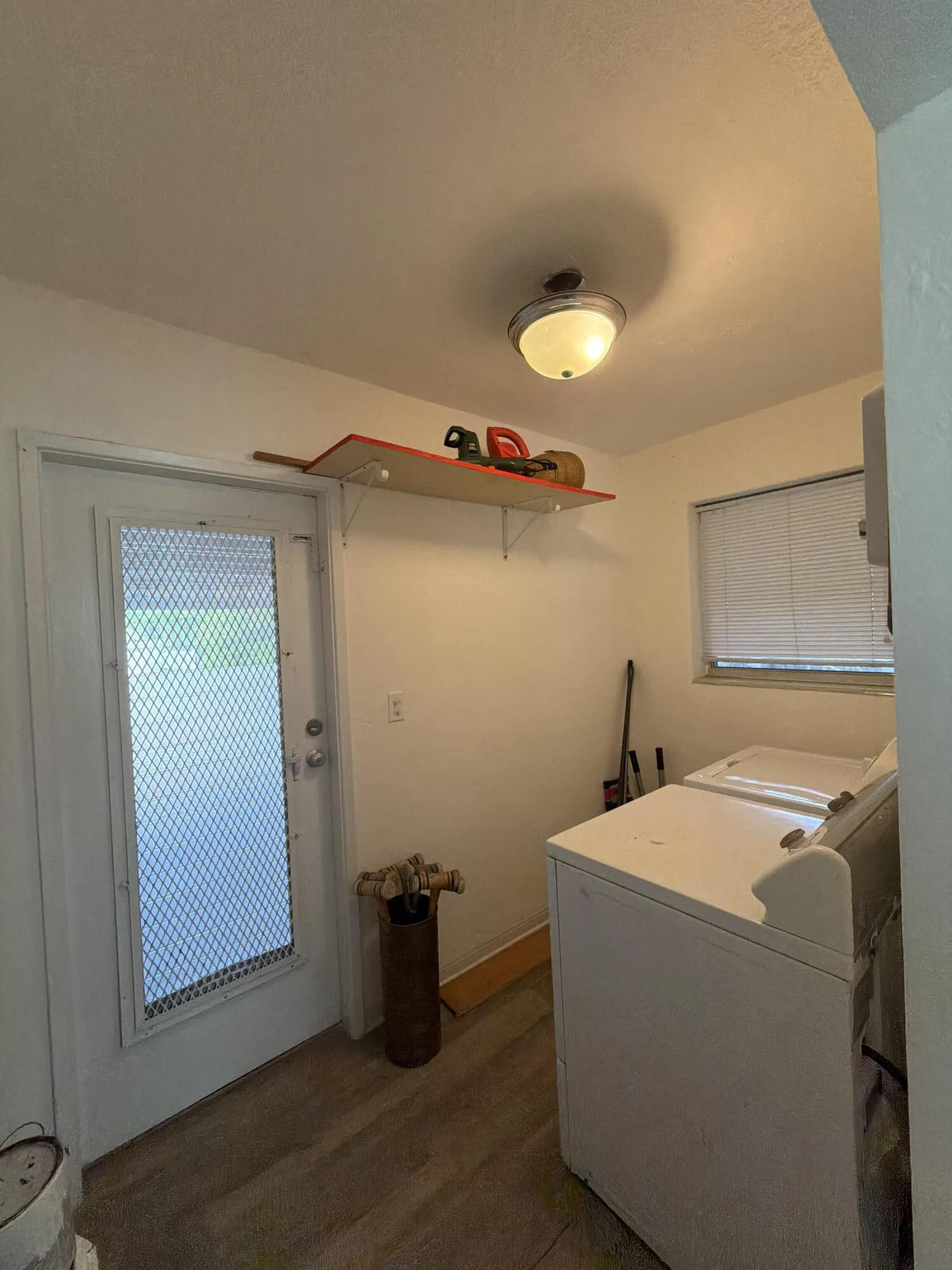 24 SW 12th Street