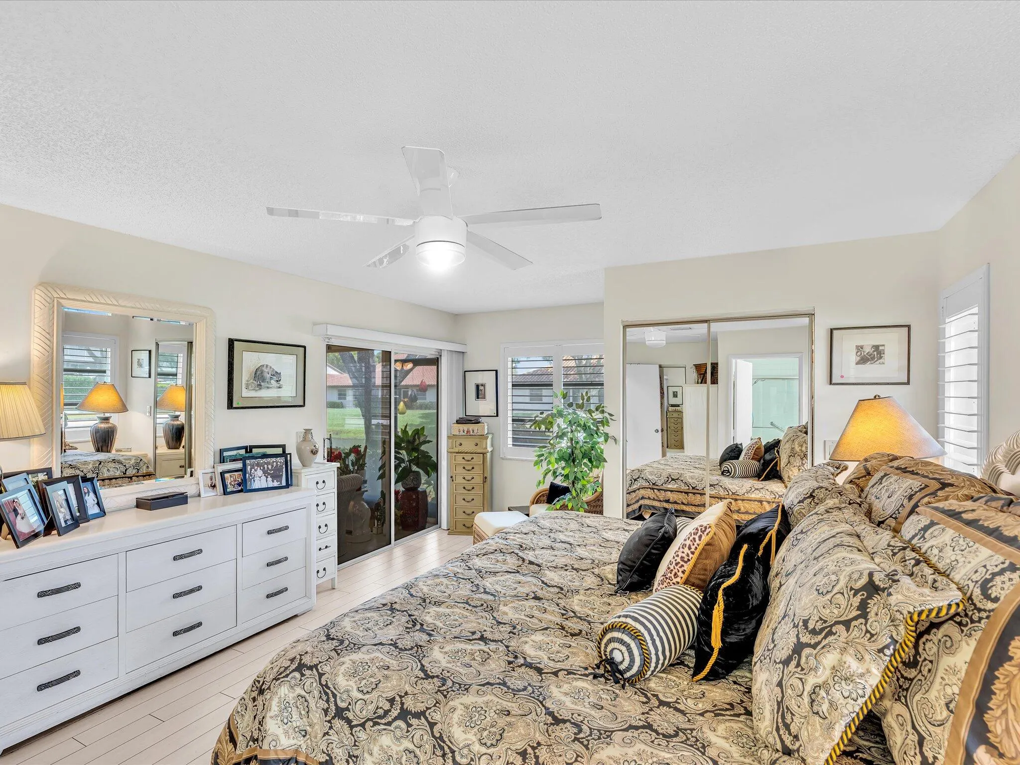 6454 Pointe Pleasant Circle
