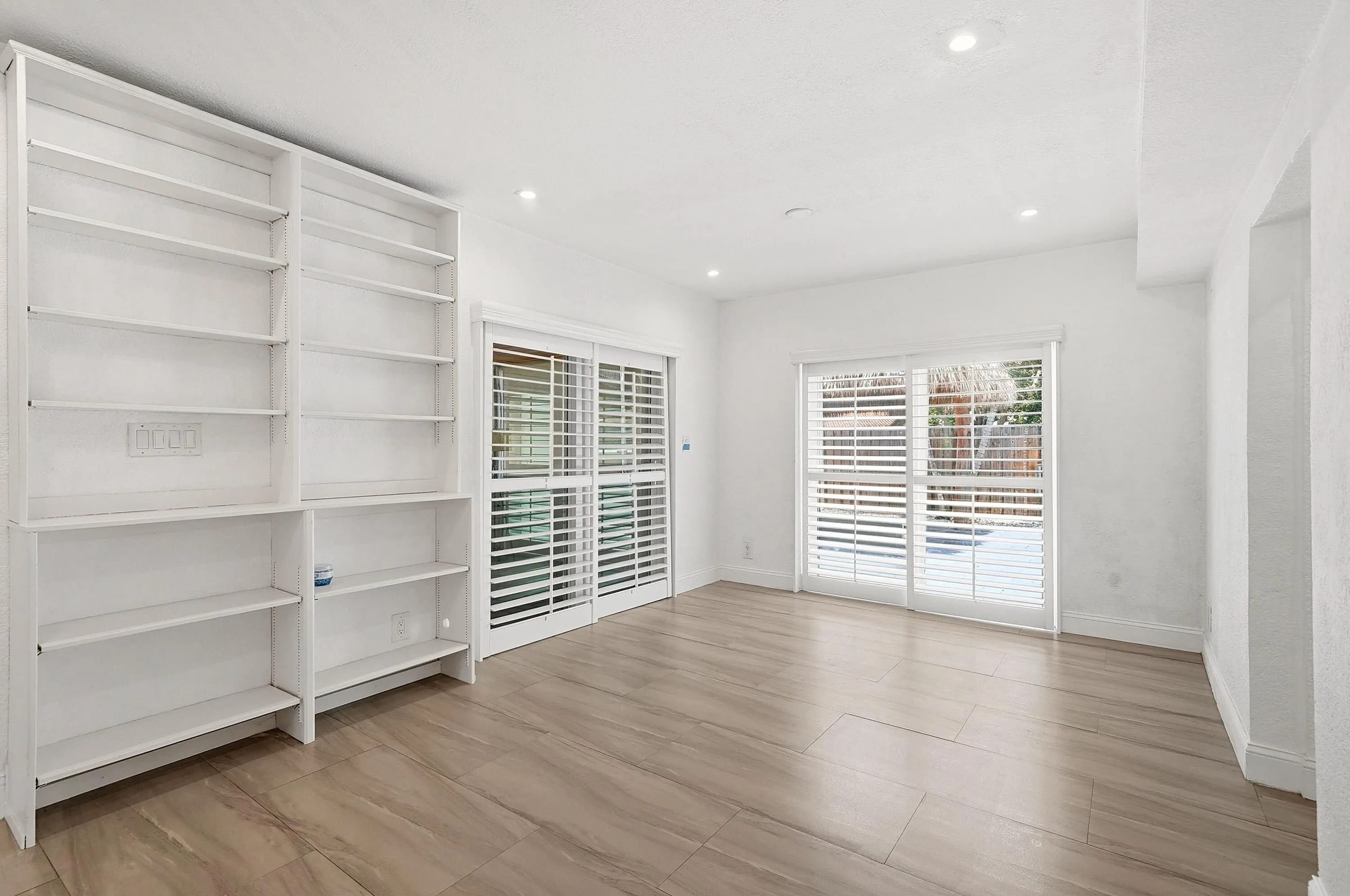 1777 NE 17th Street