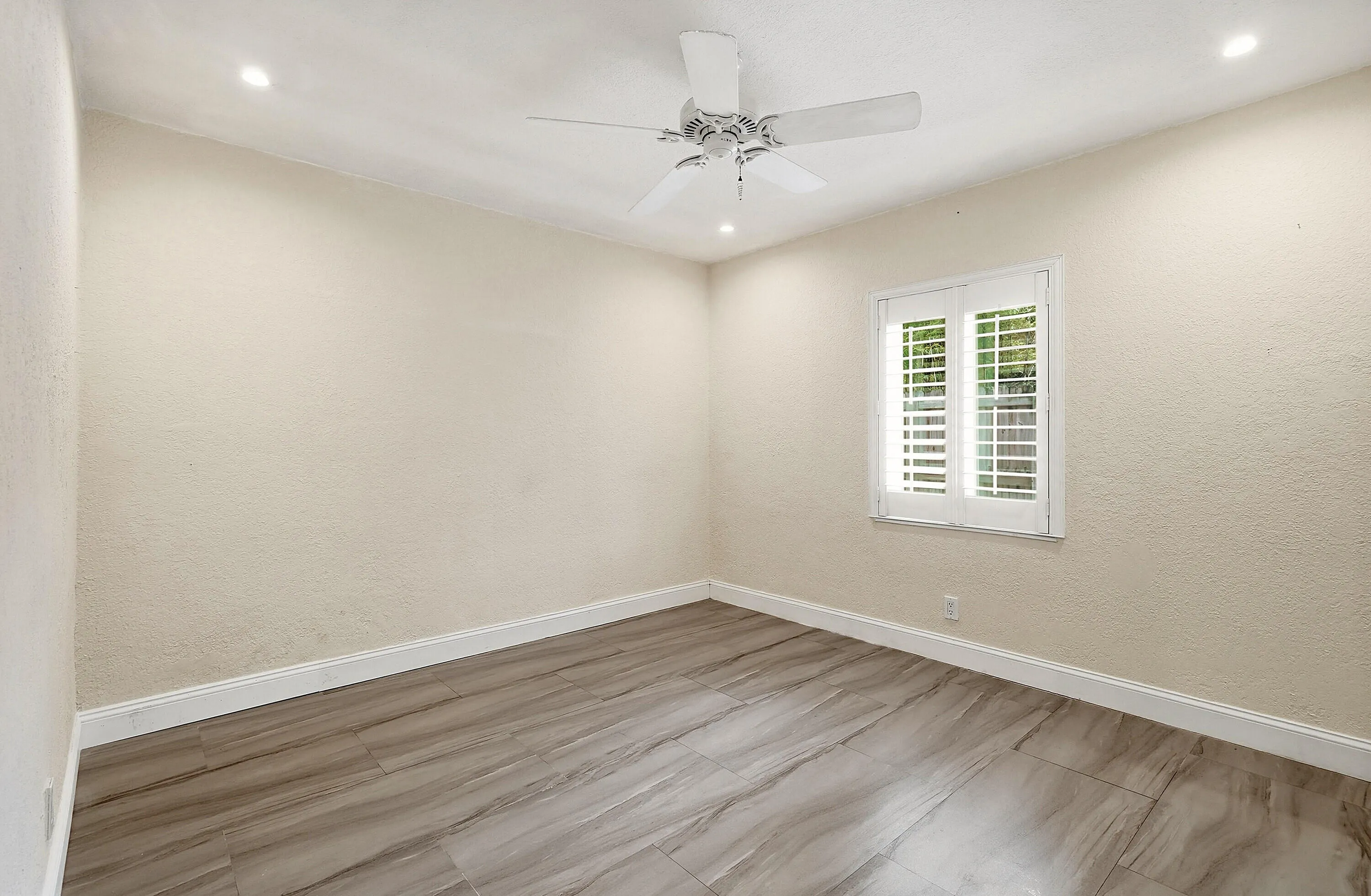 1777 NE 17th Street