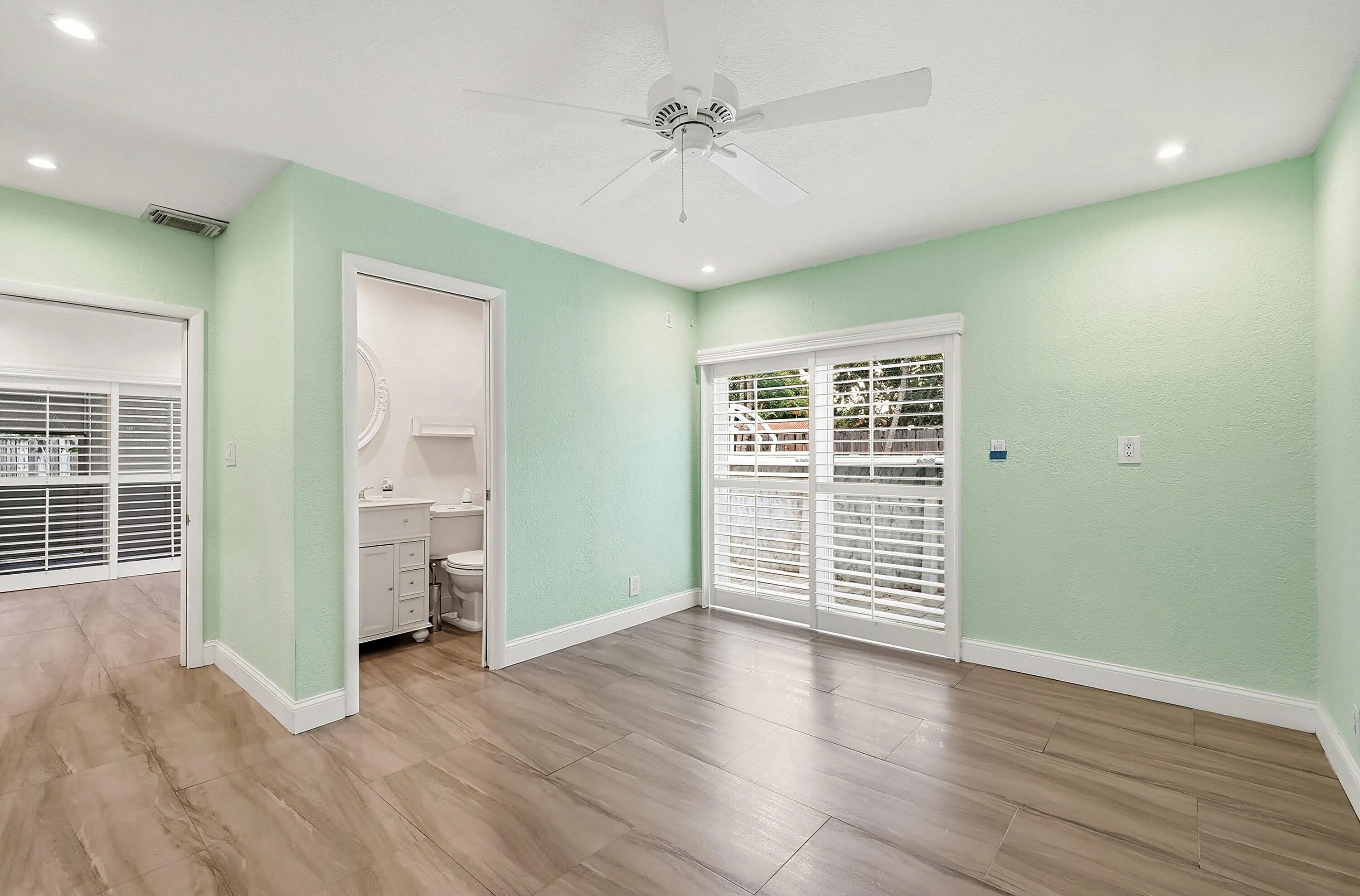 1777 NE 17th Street