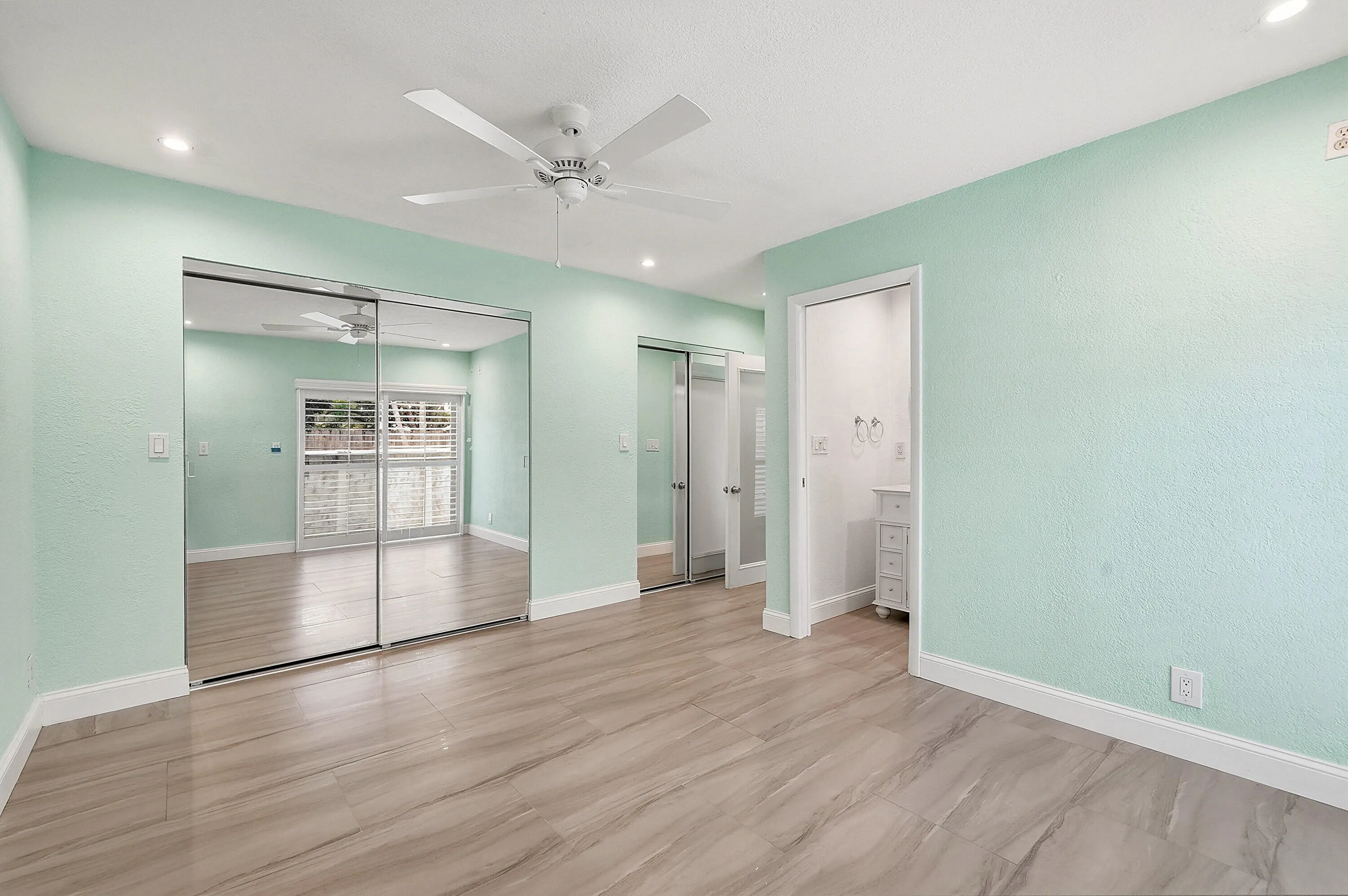 1777 NE 17th Street