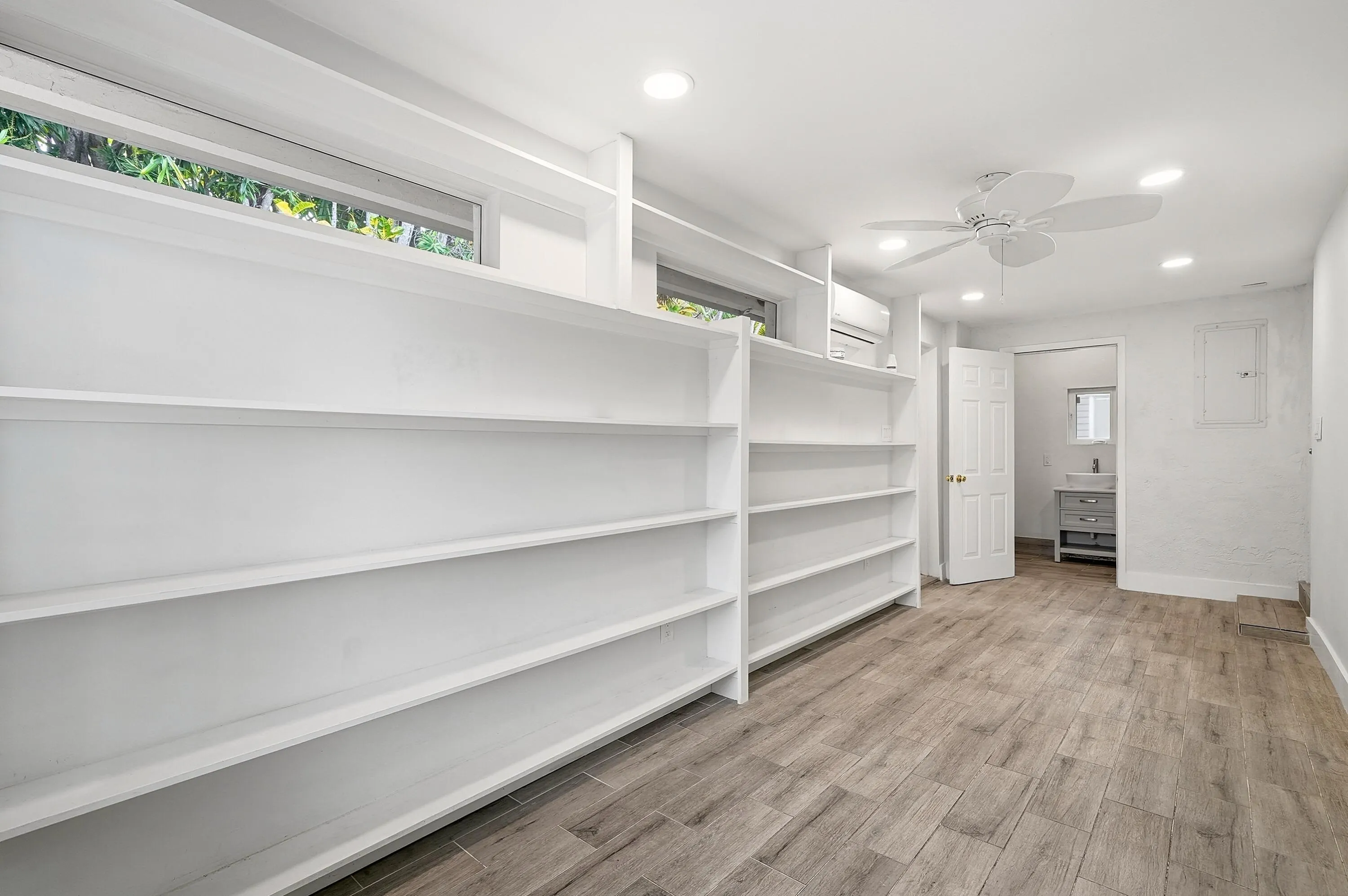 1777 NE 17th Street