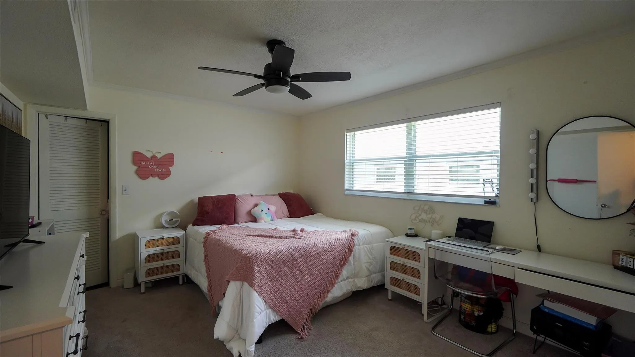5377 SW 40th Avenue #105