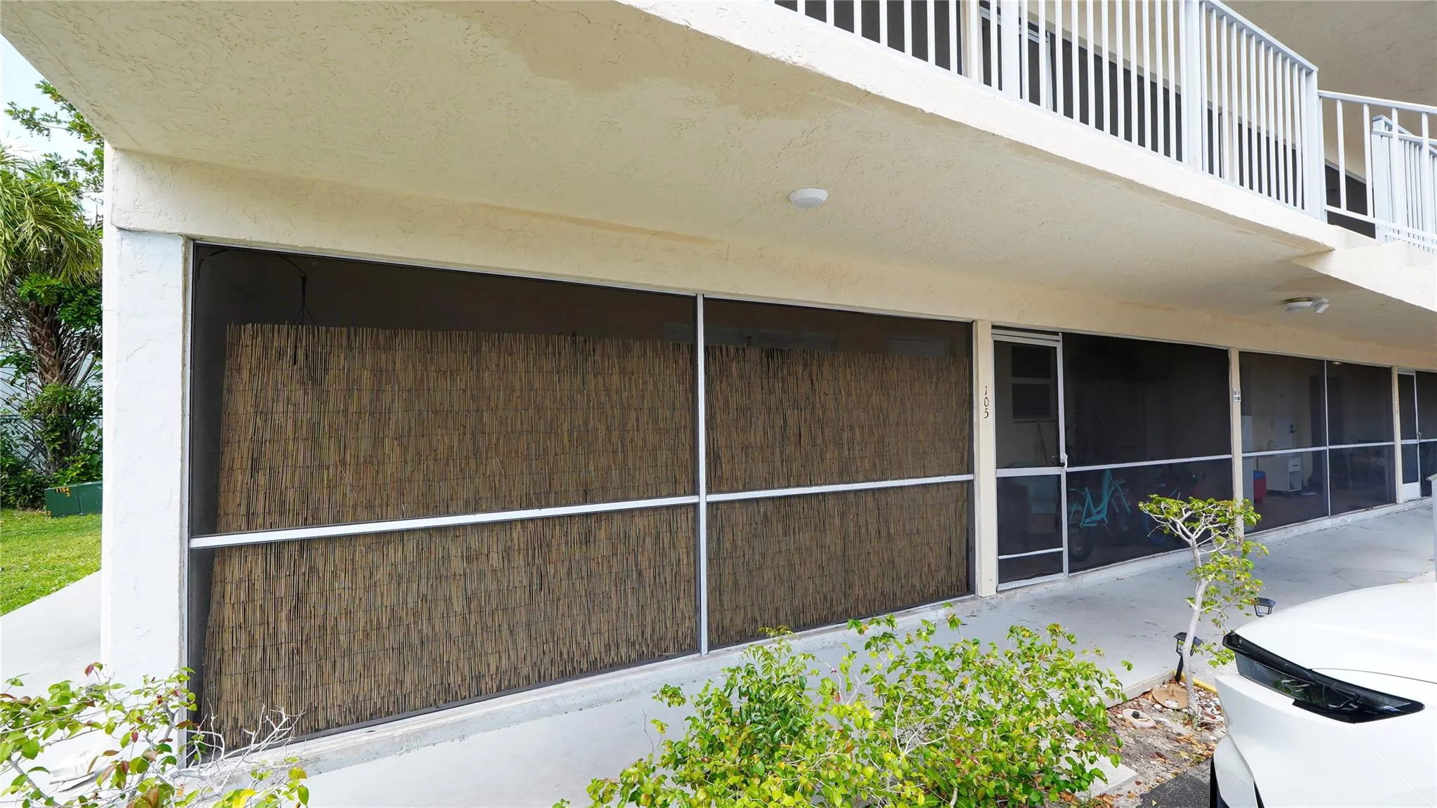 5377 SW 40th Avenue #105