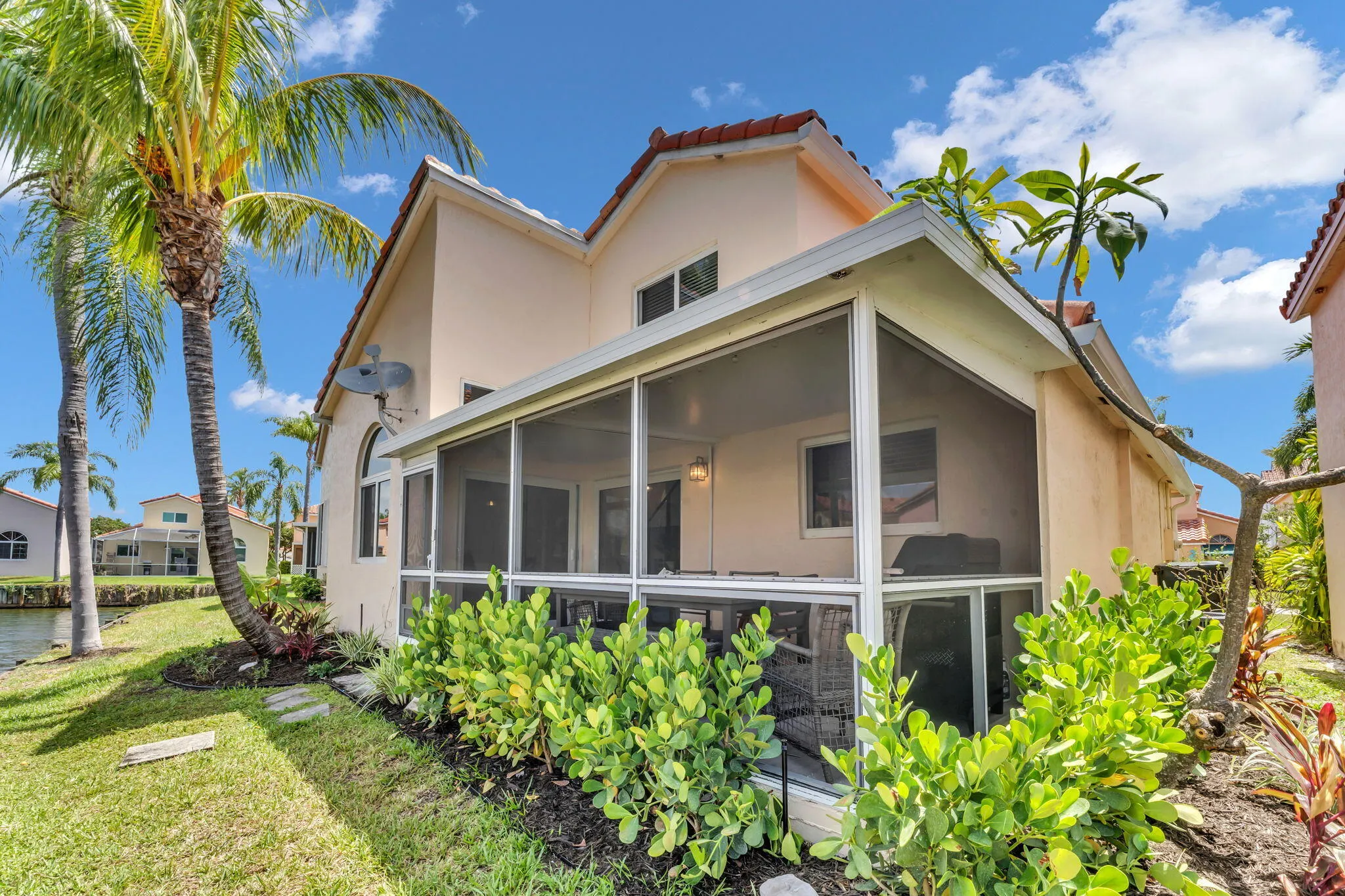 1058 SE 6TH Court