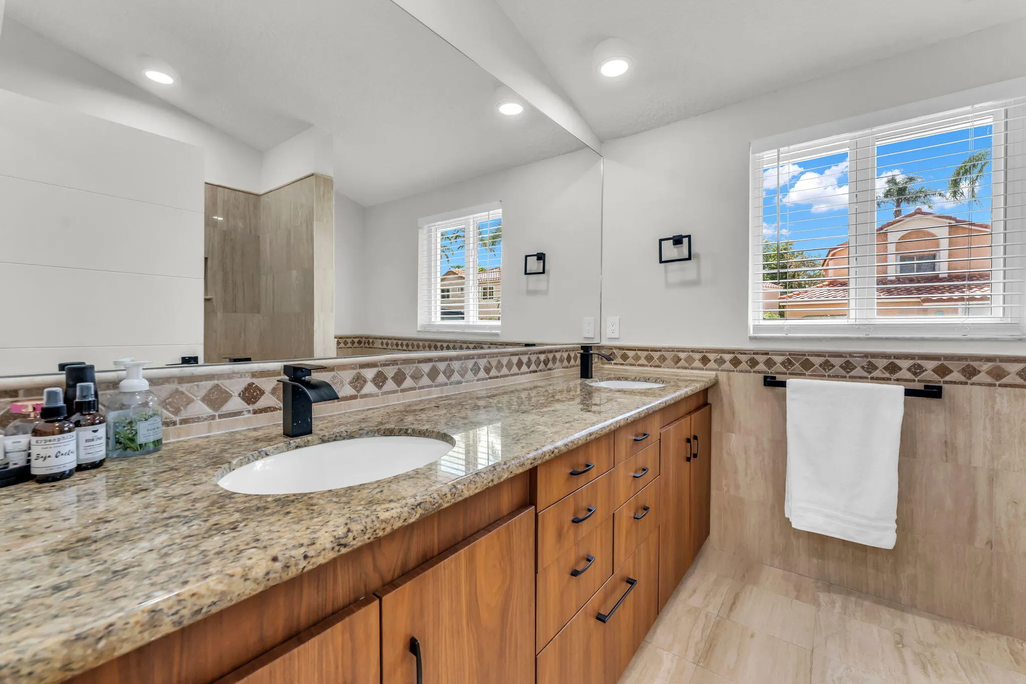 1058 SE 6TH Court