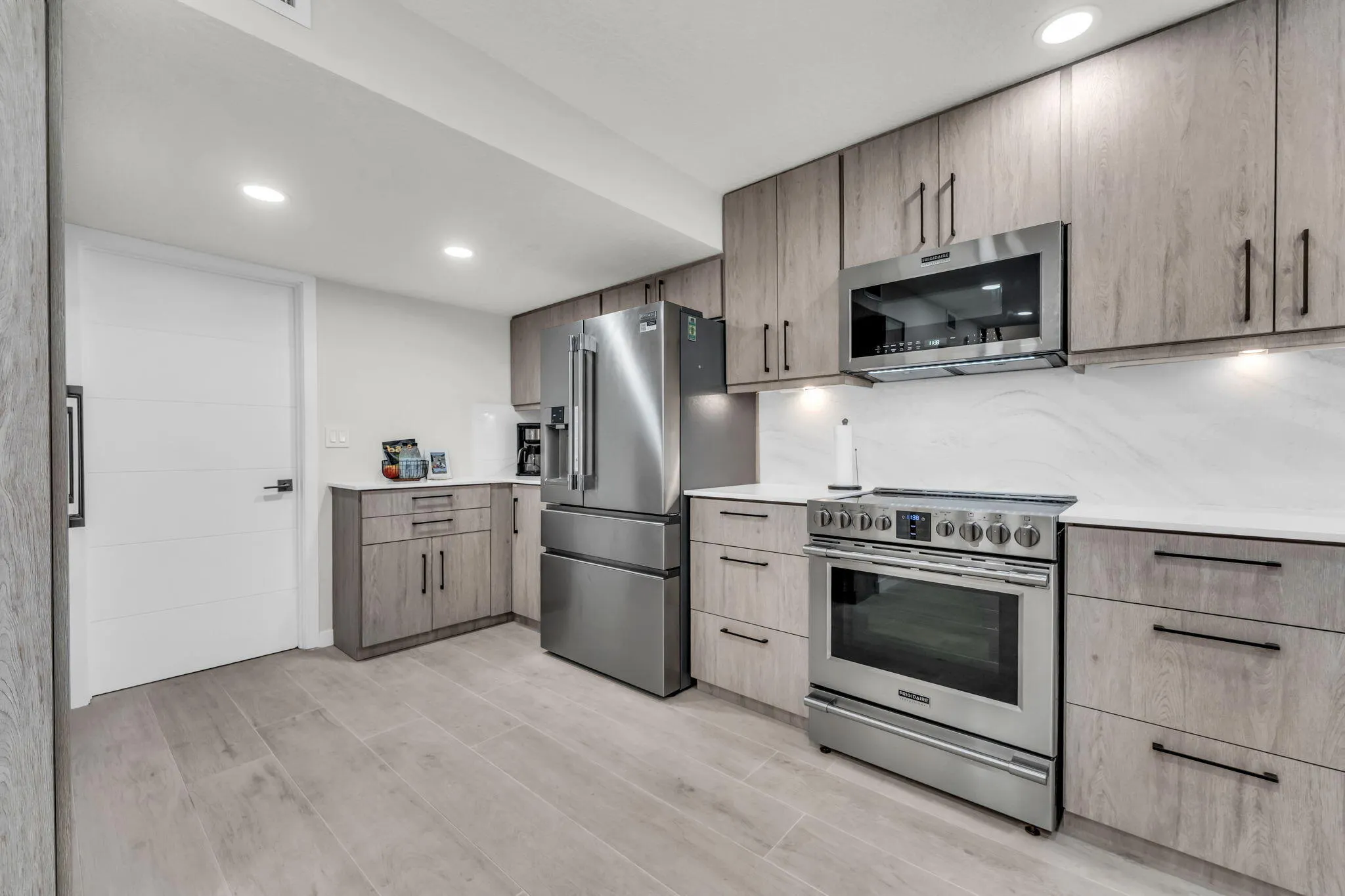 1058 SE 6TH Court