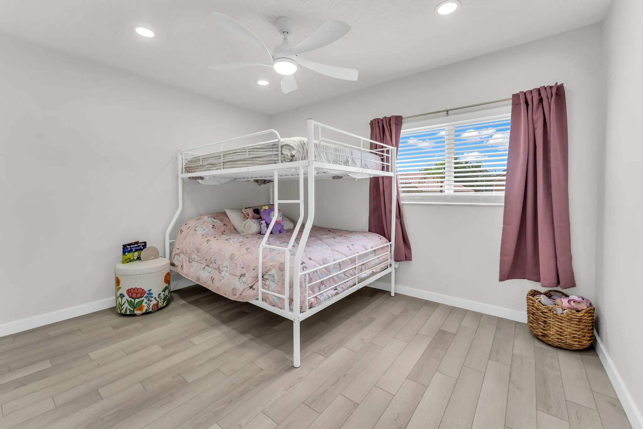1058 SE 6TH Court