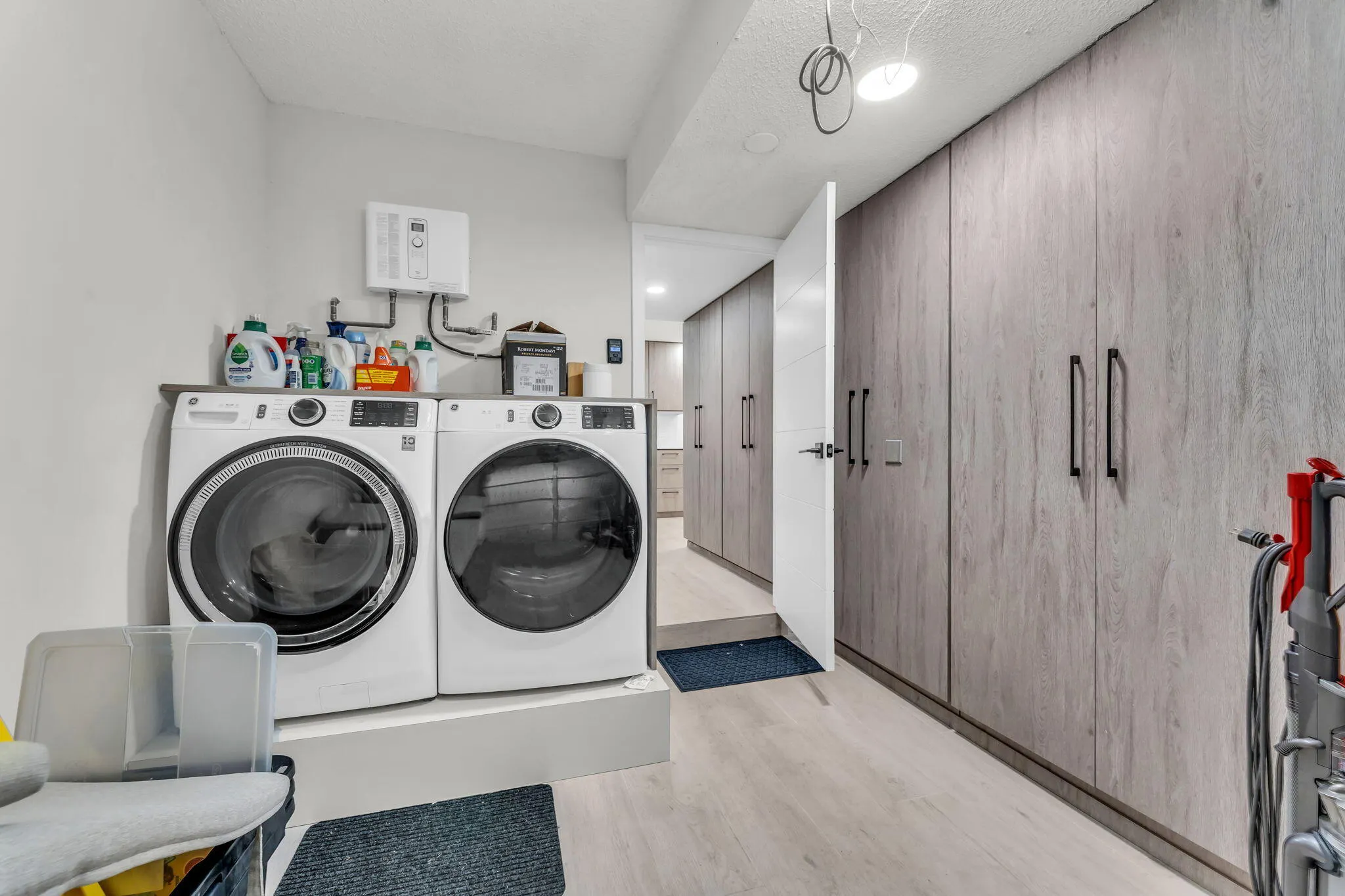 1058 SE 6TH Court