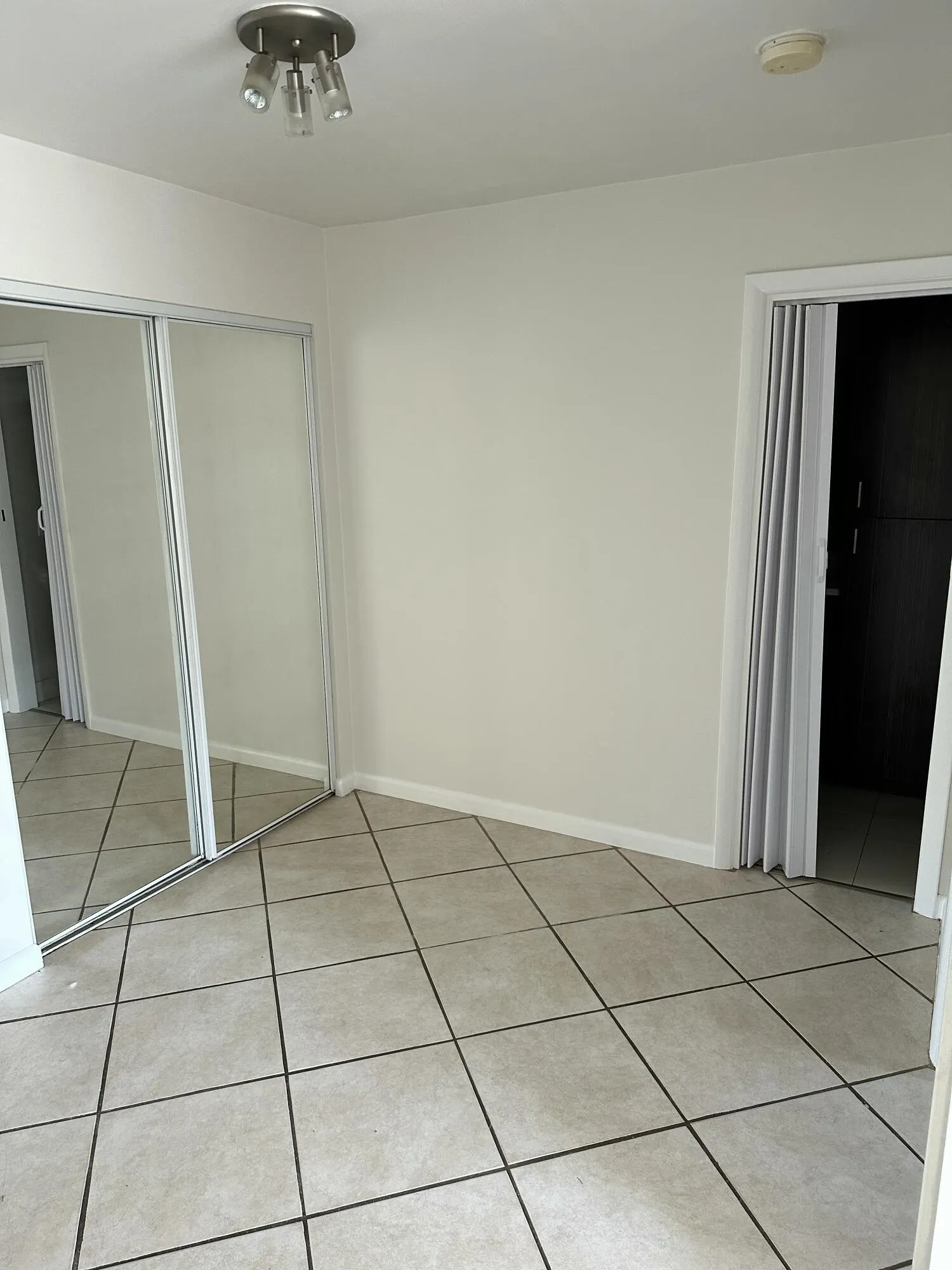 1480 E Sample Road #207