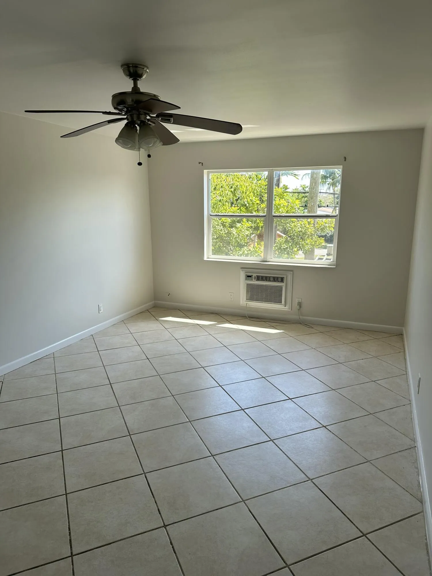 1480 E Sample Road #207