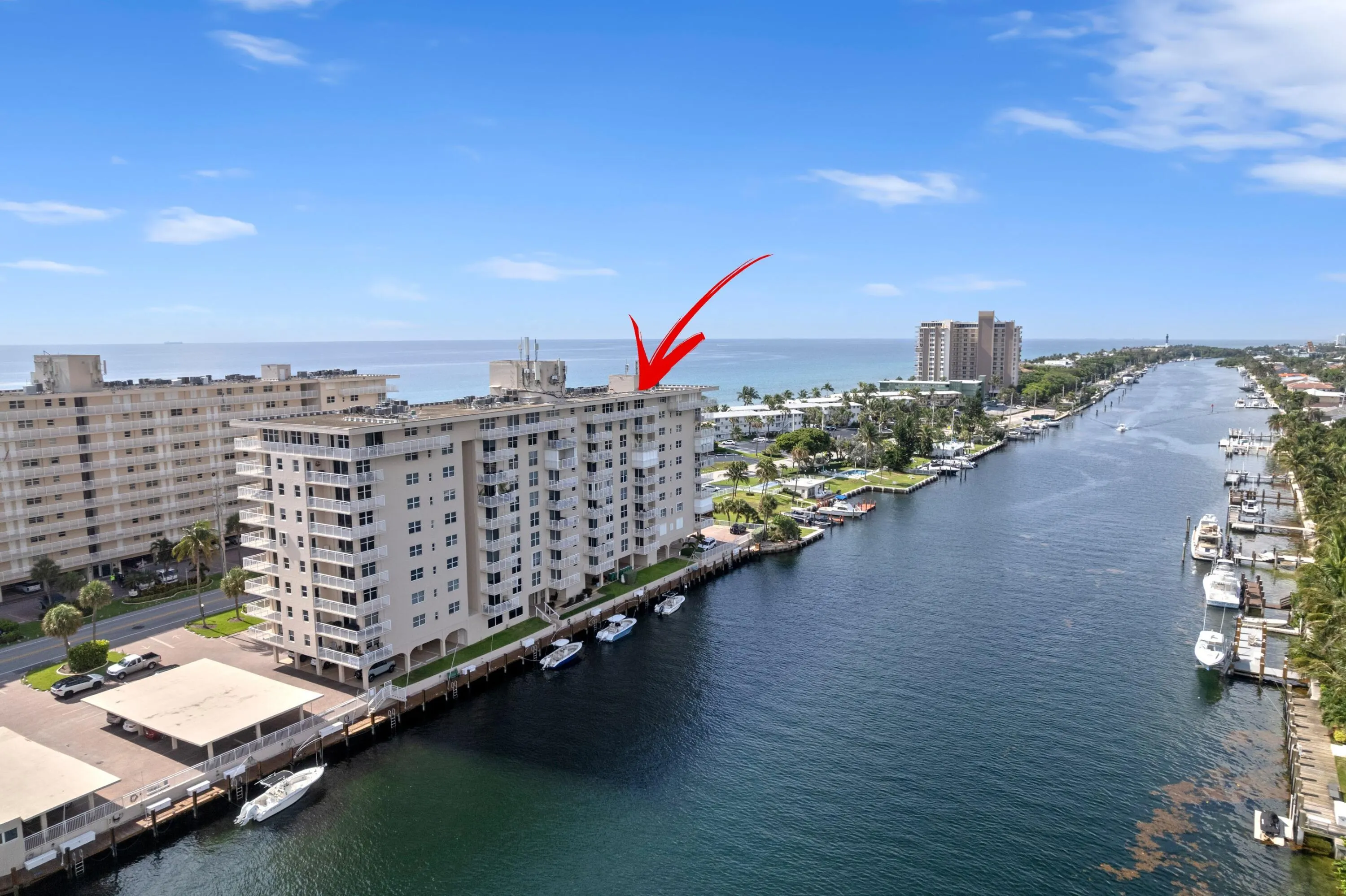 1050 Hillsboro Mile #403w