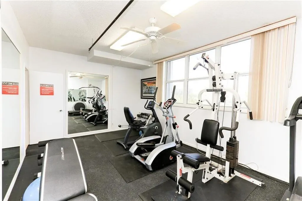 1505 N Riverside Drive #508