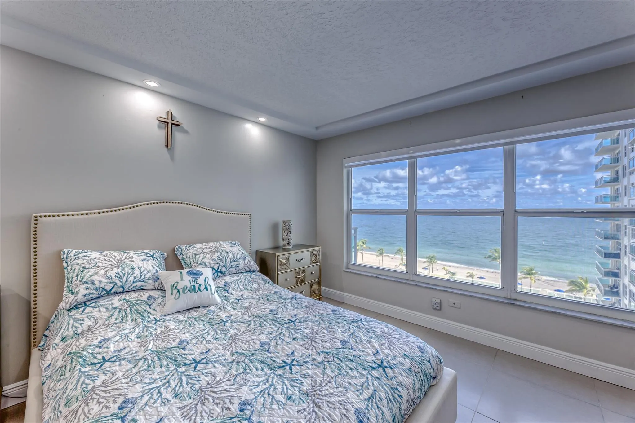 3900 Galt Ocean Drive #712