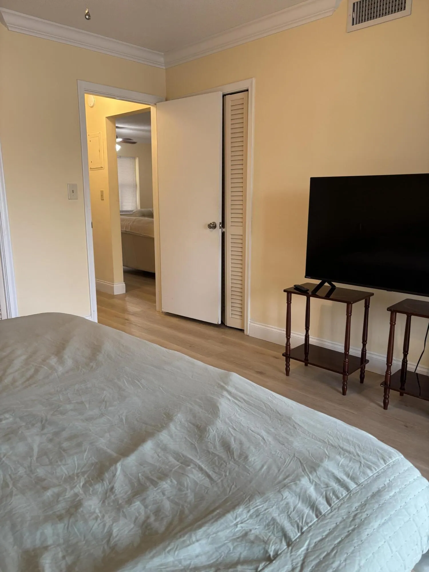 2121 NE 42ND Court #202C