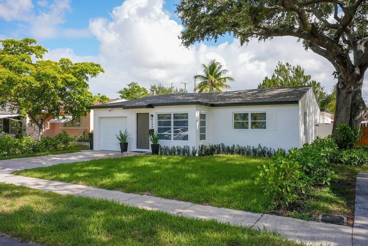 254 SW 6th Street