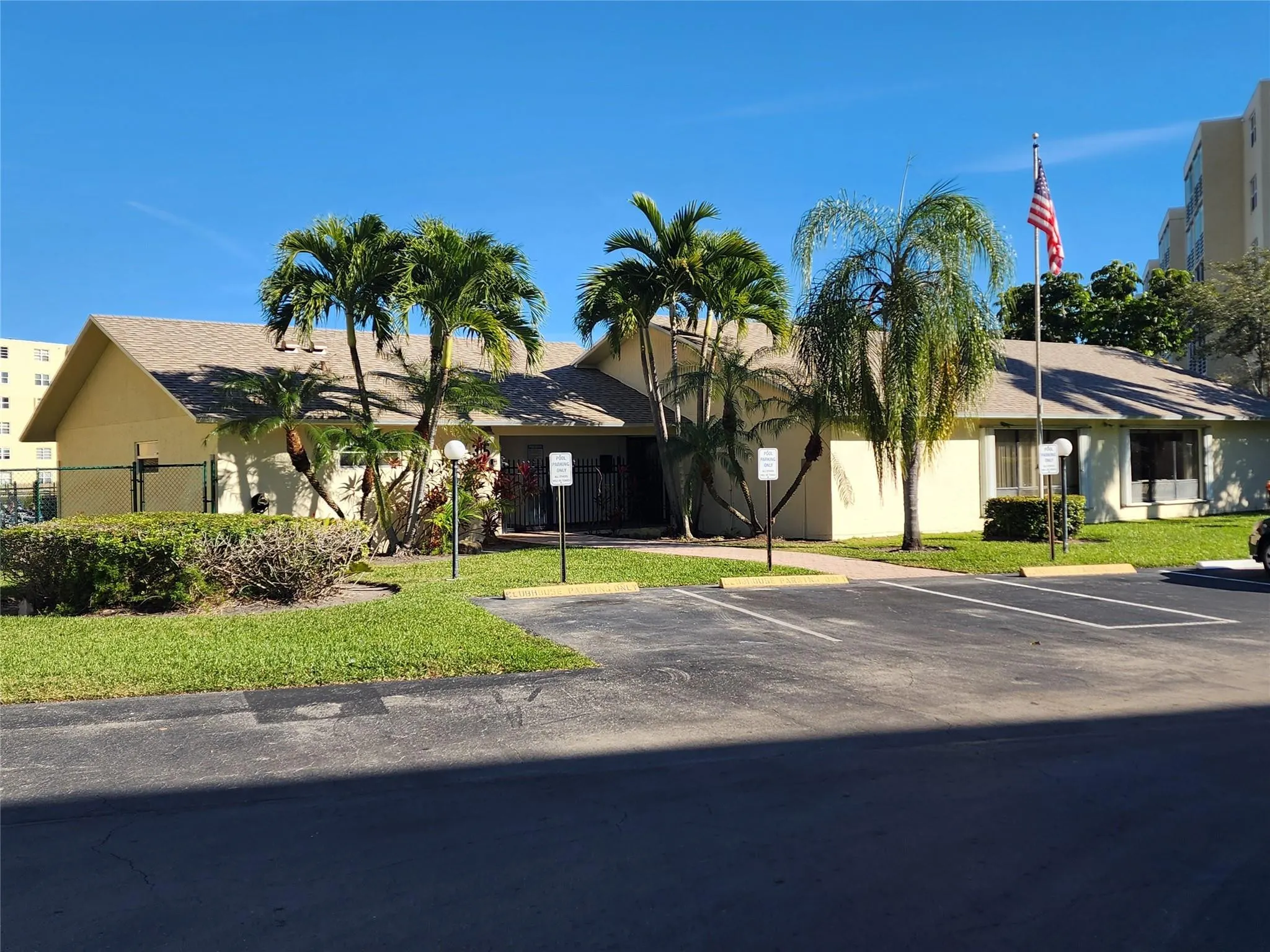 321 SE 3rd Street #302