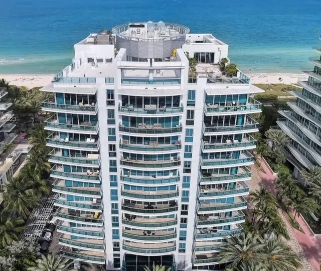 9401 Collins Avenue #402