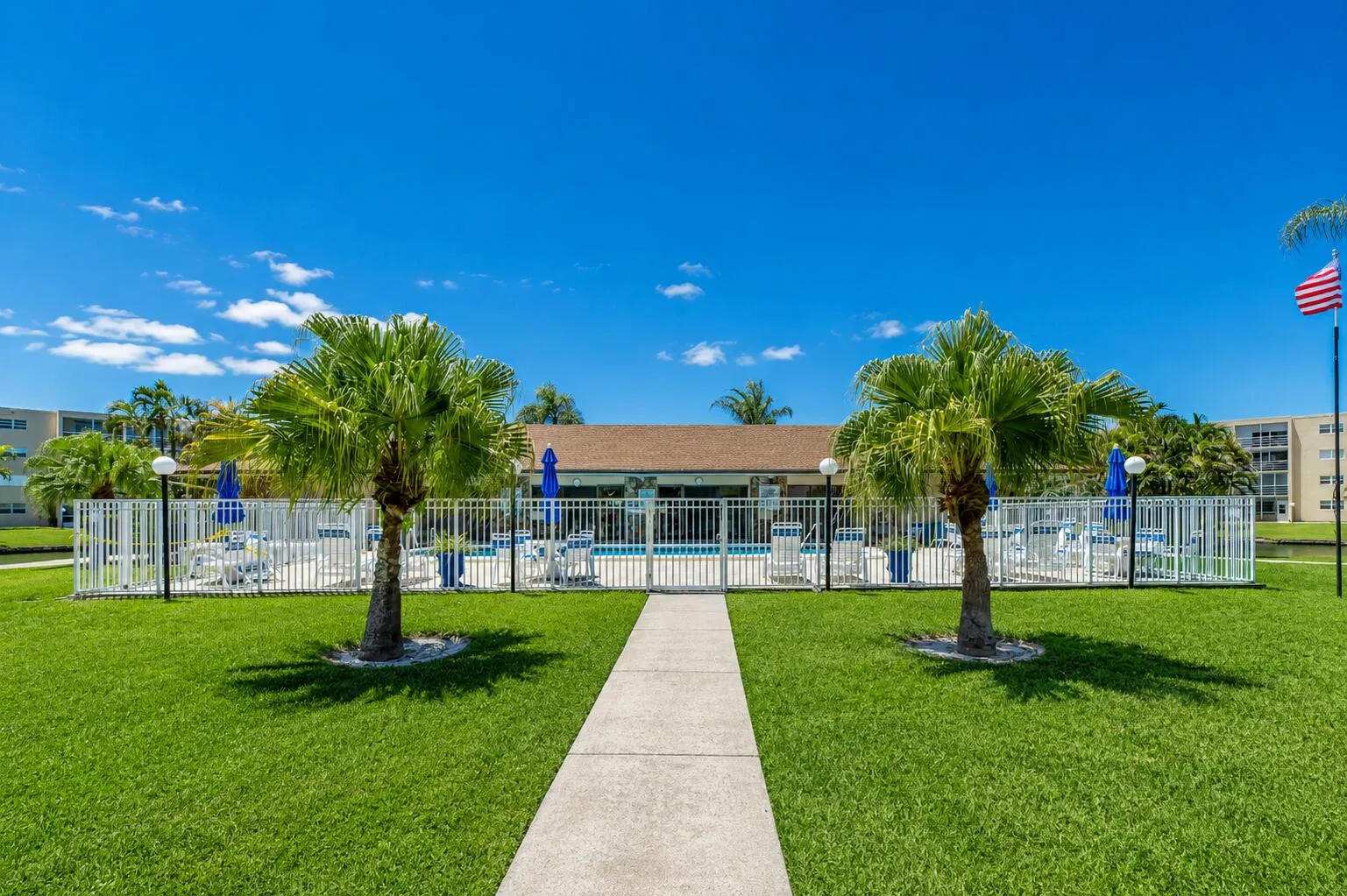 1025 SE 4th Avenue #101