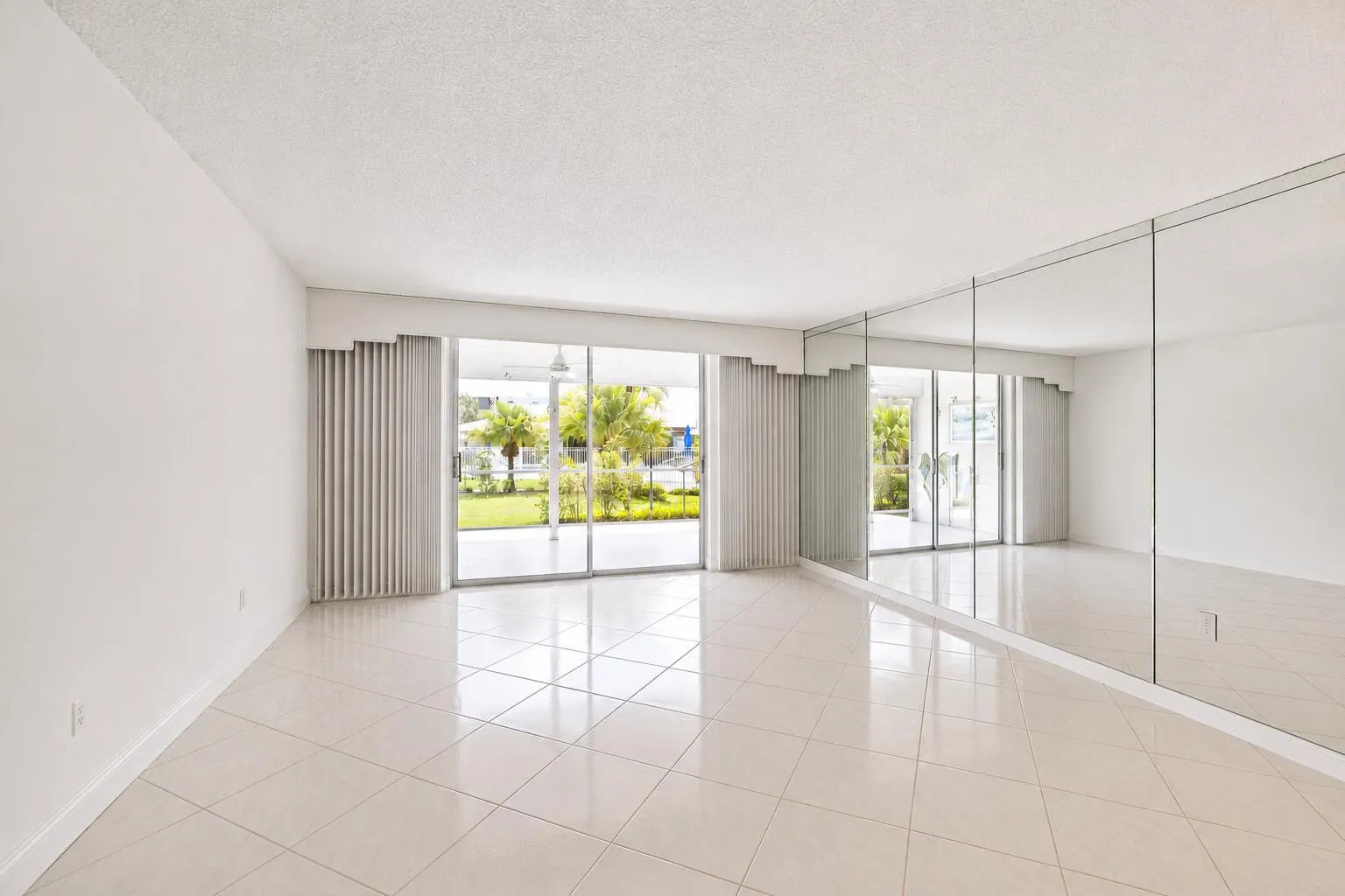 1025 SE 4th Avenue #101