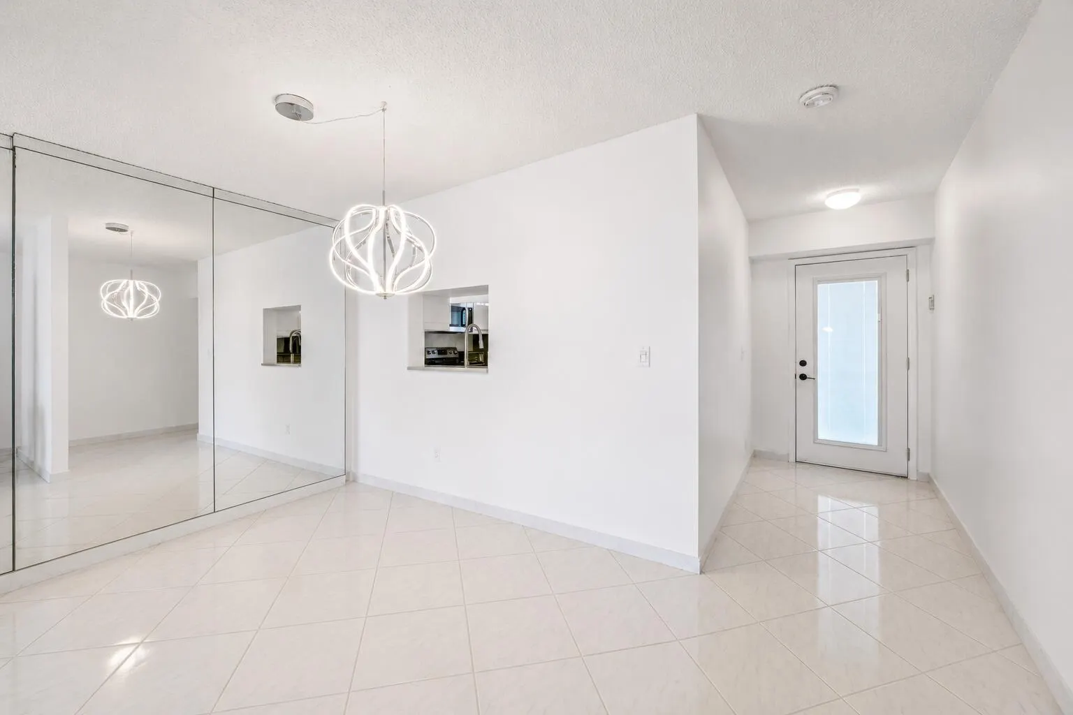 1025 SE 4th Avenue #101