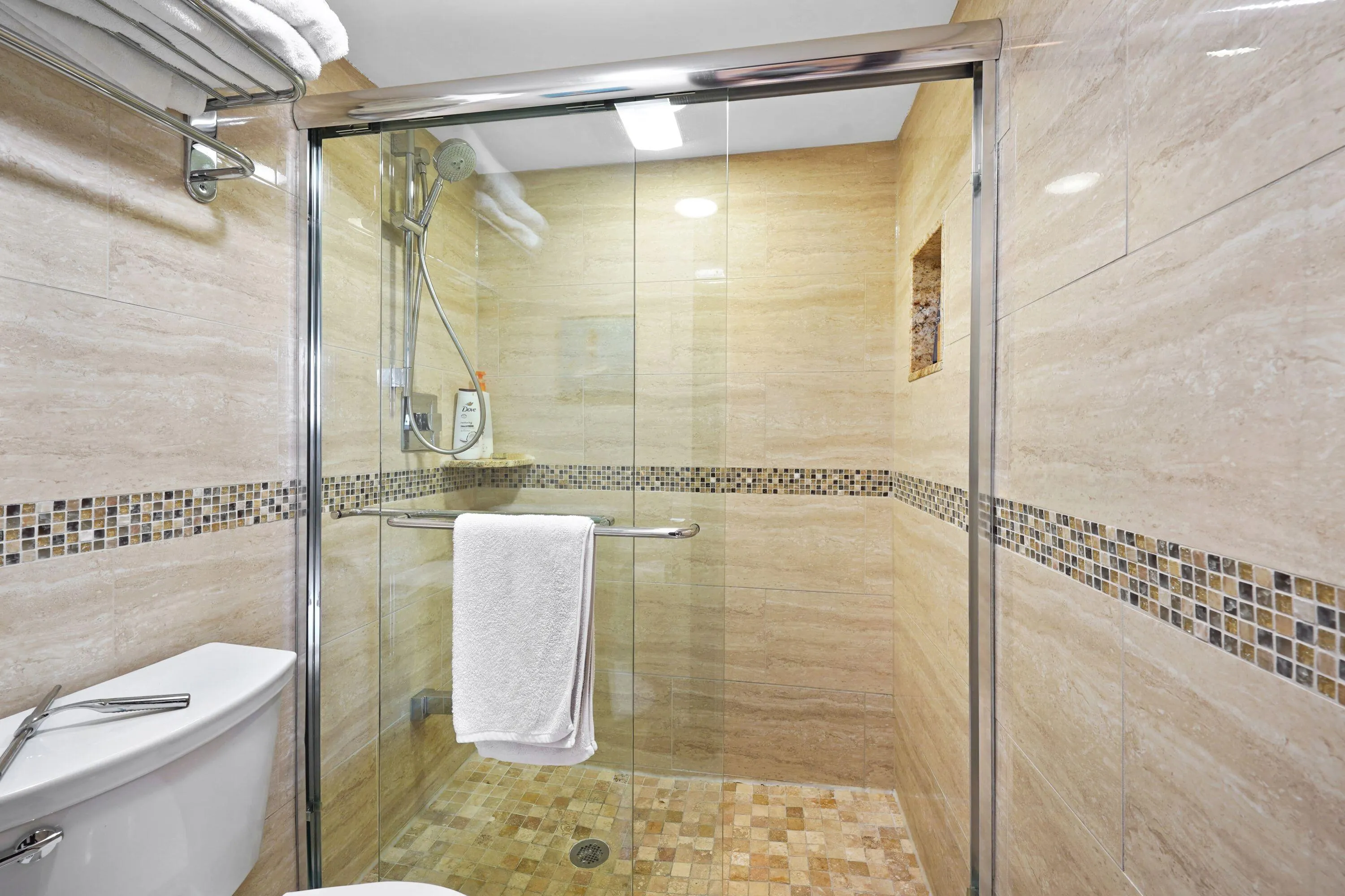 311 SE 3RD Street SE #207