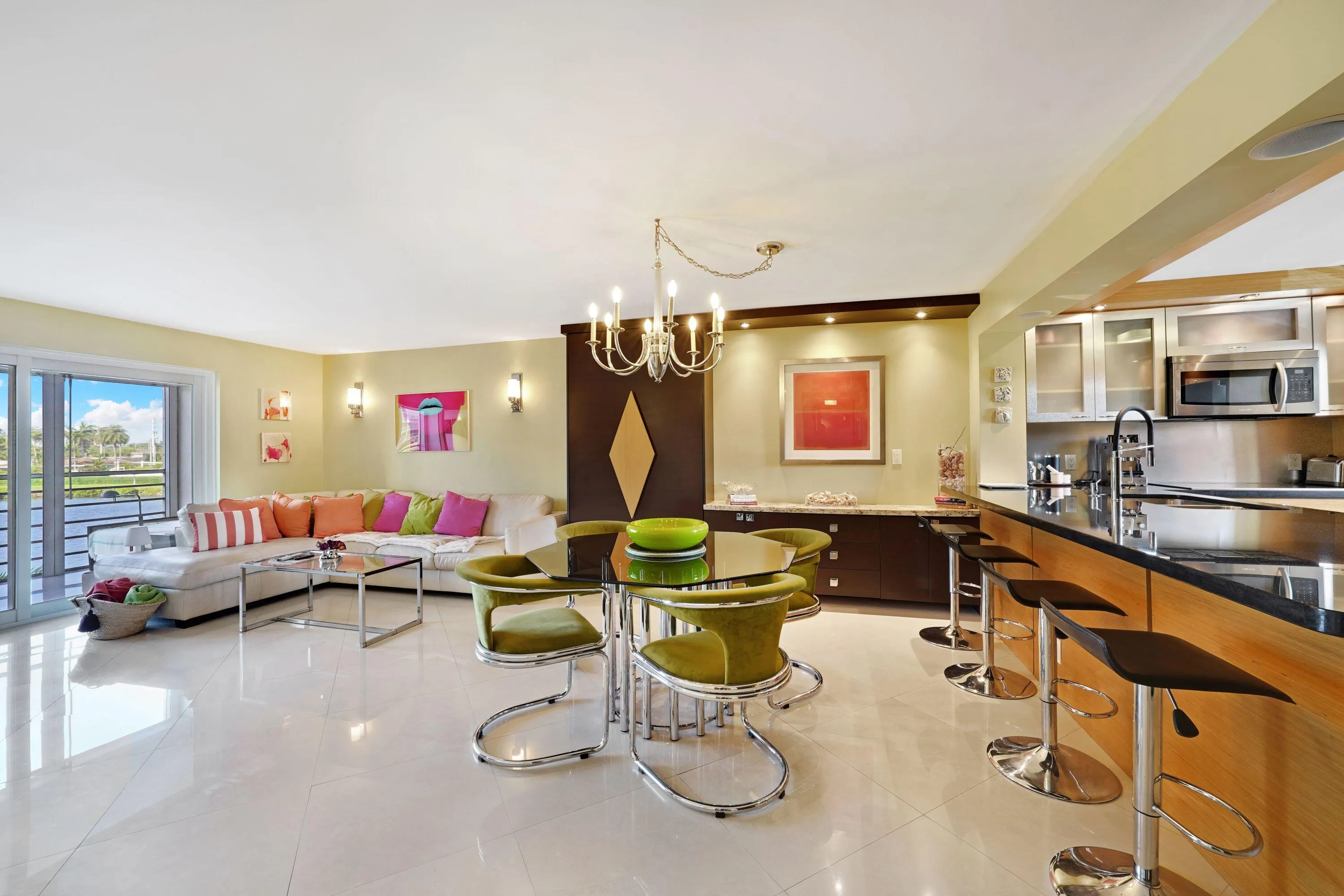 311 SE 3RD Street SE #207
