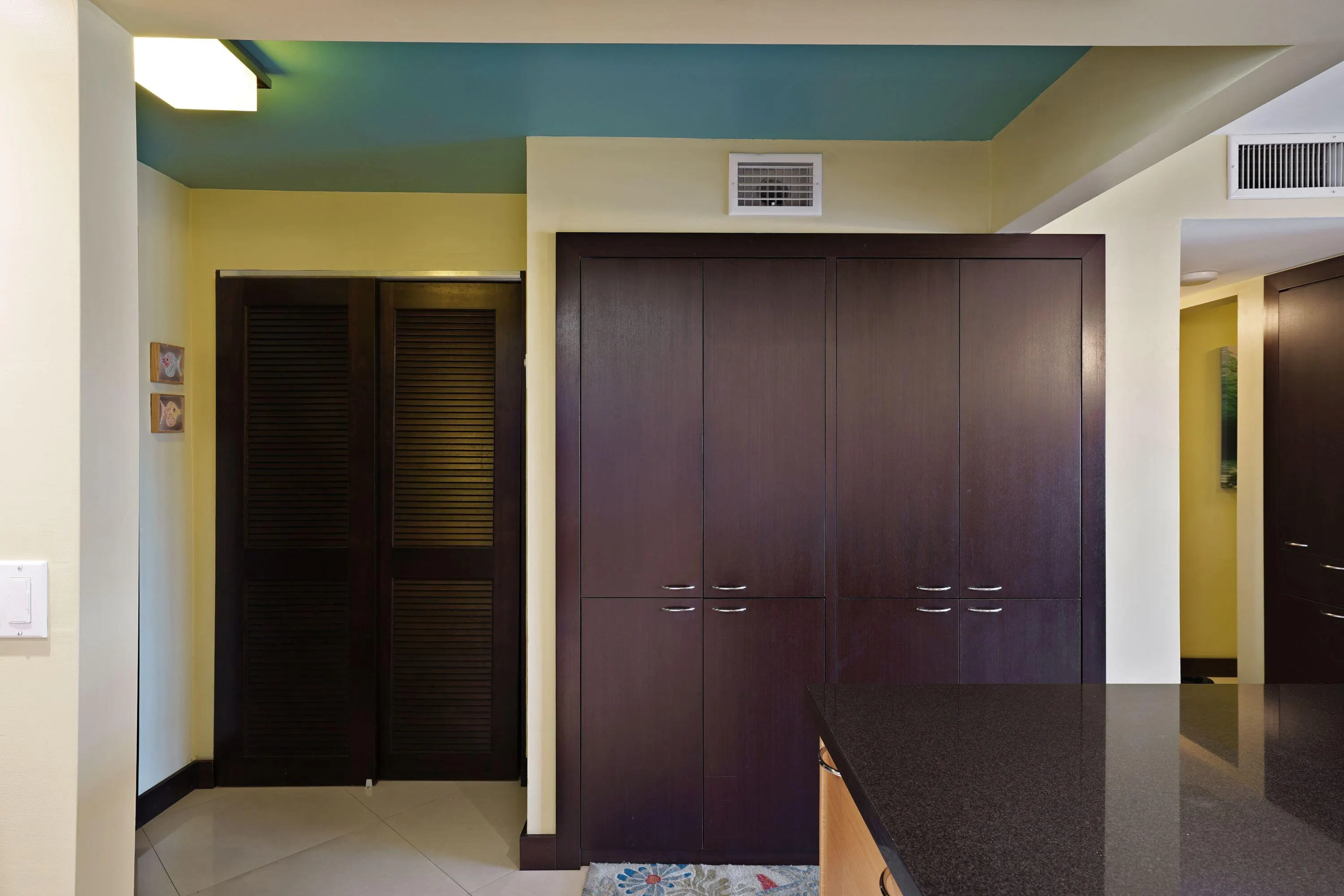 311 SE 3RD Street SE #207