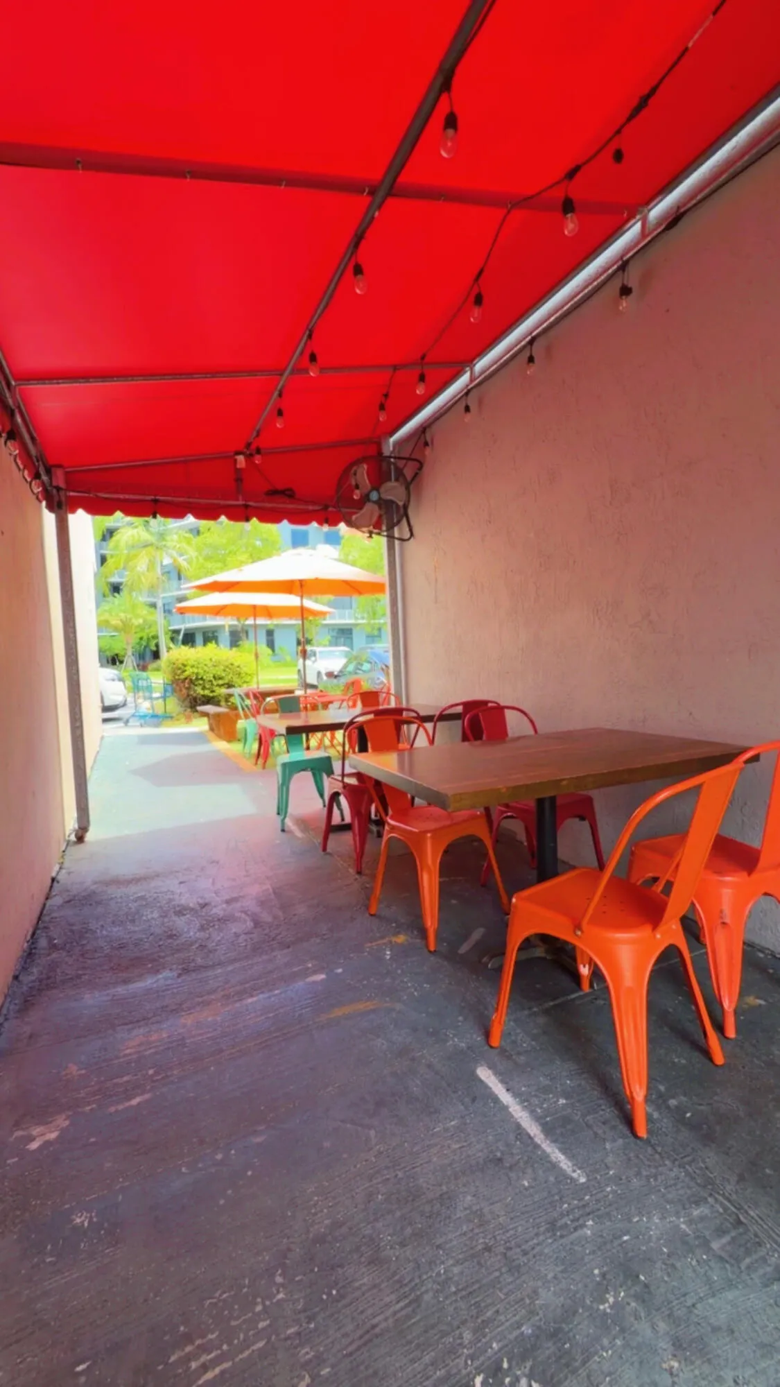 17010 W Dixie Highway #Ste H