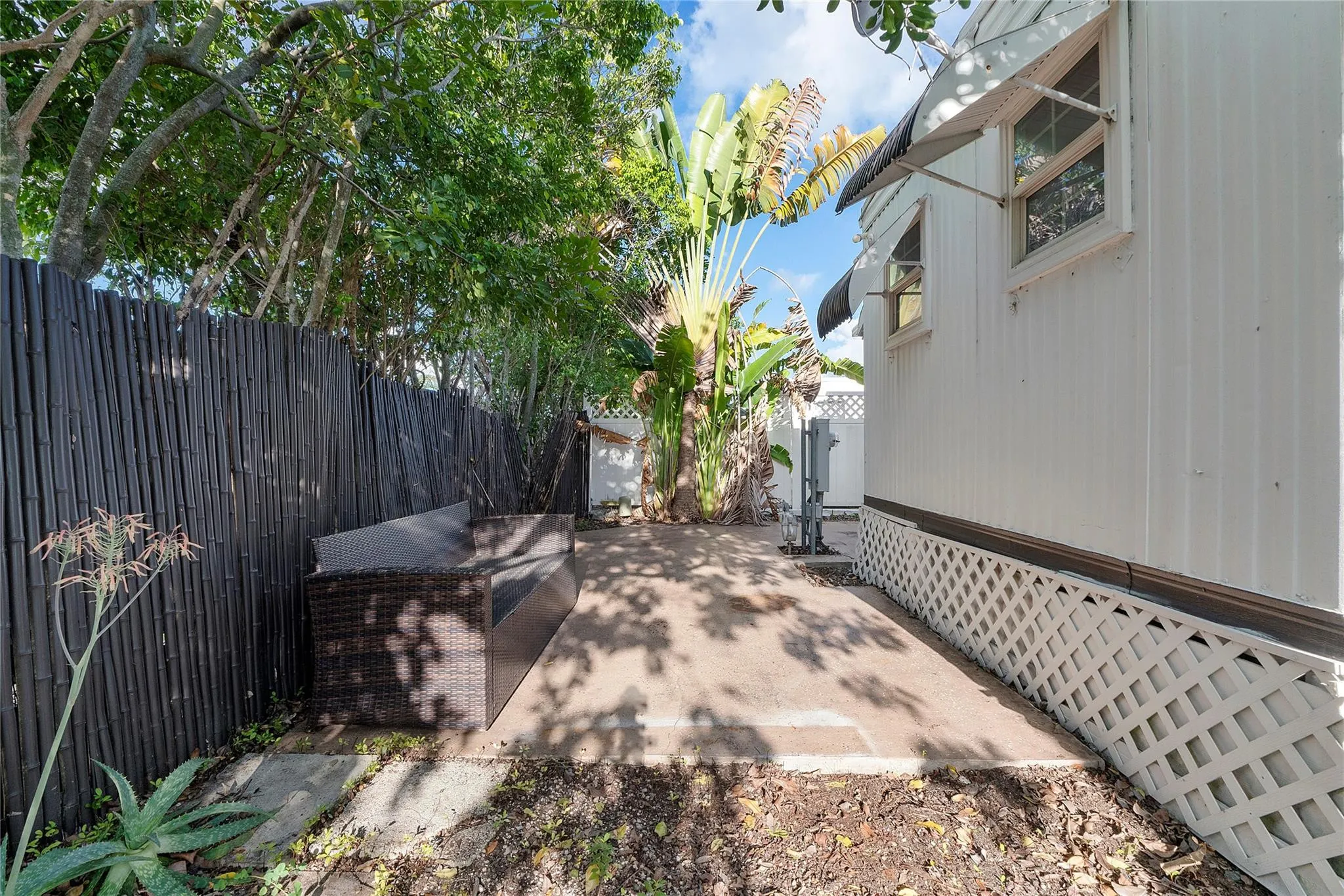 2710 E MARINA Drive