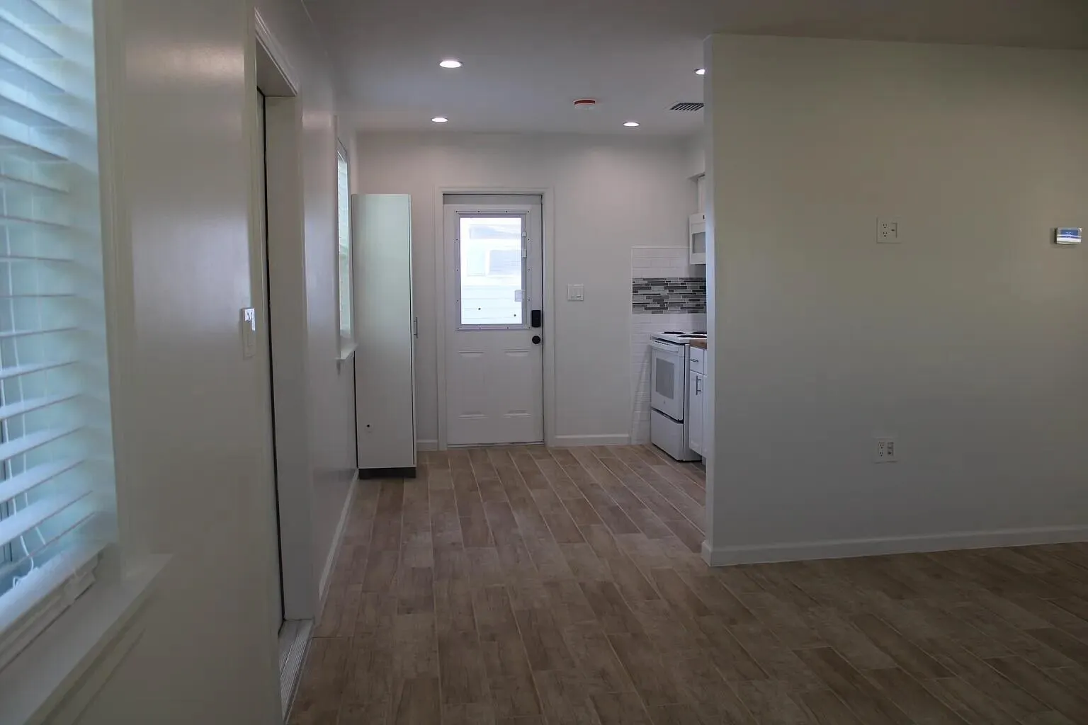 47 SE 12TH Street