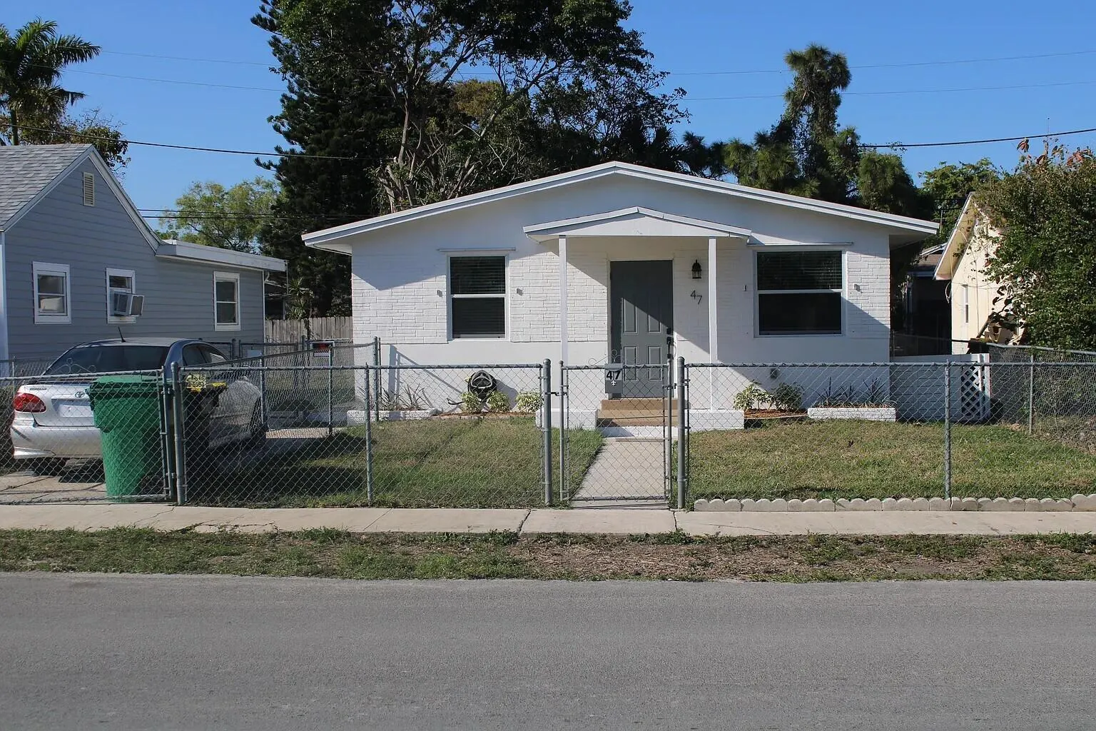 47 SE 12TH Street