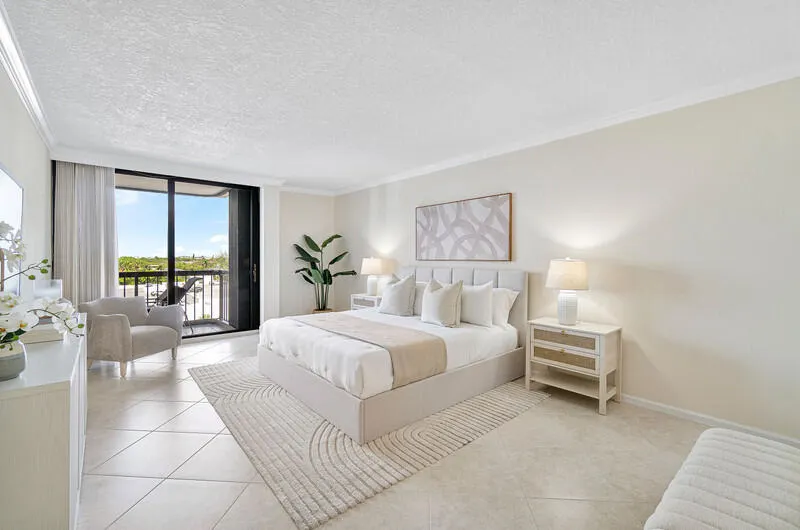 4748 S Ocean Boulevard S #702