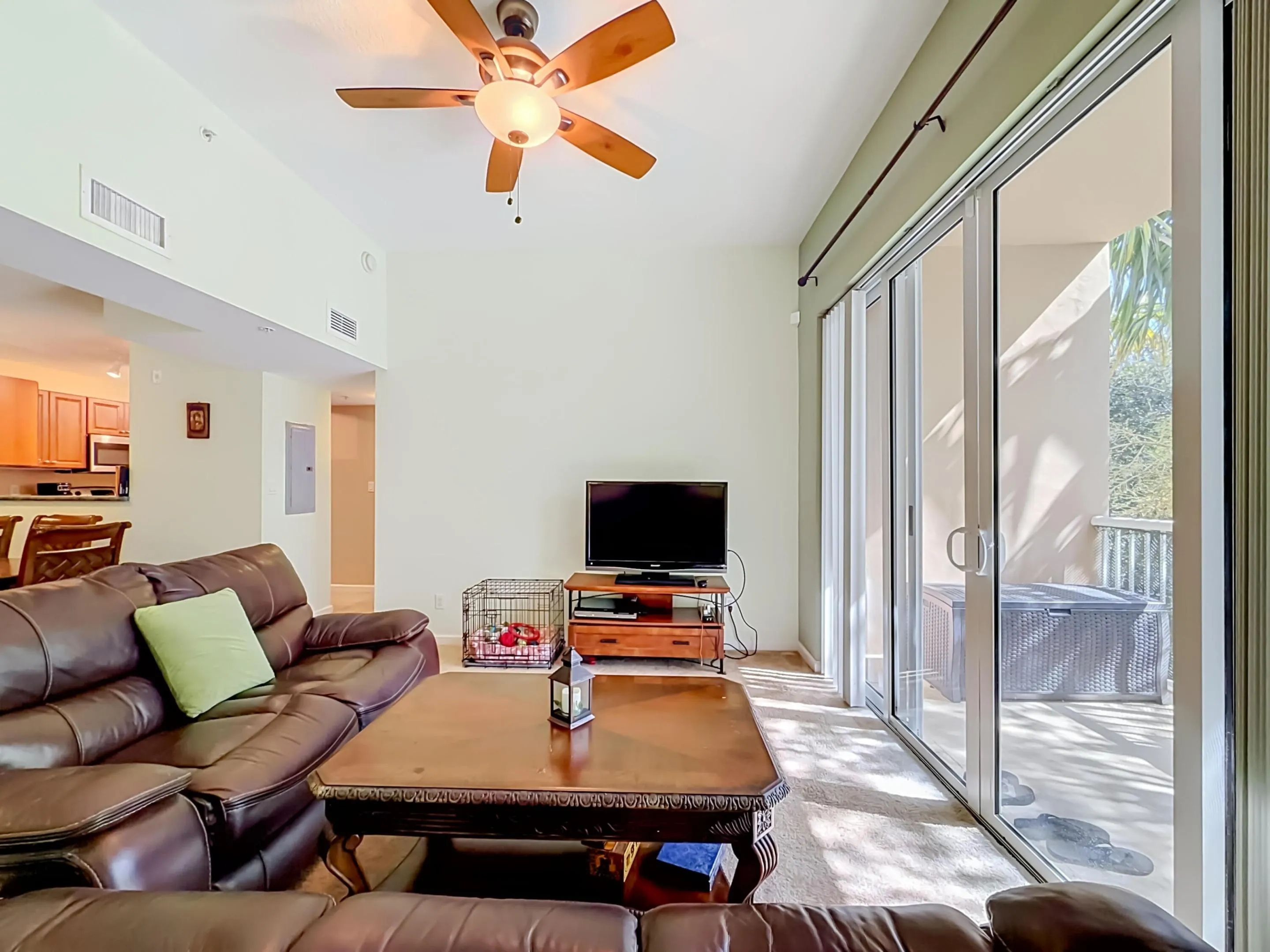 519 E Sheridan Street #4042