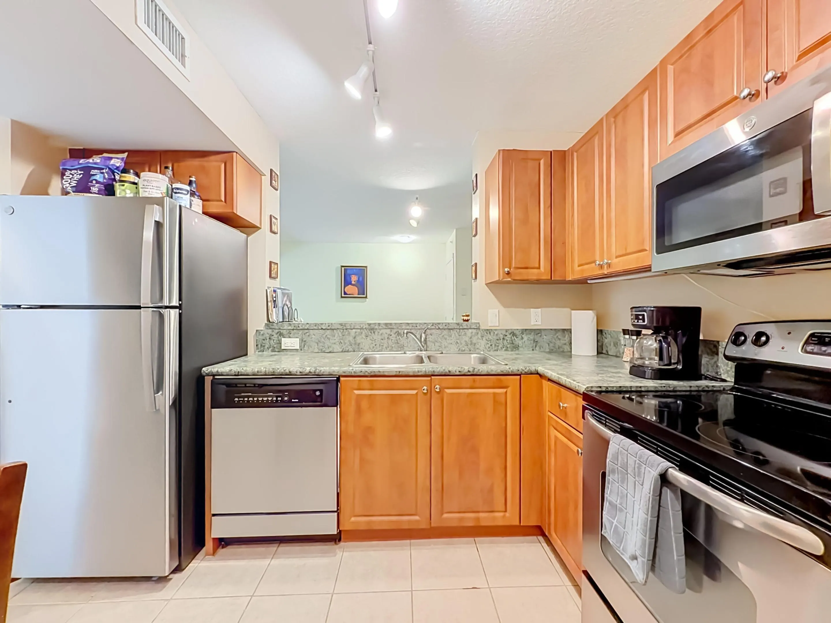 519 E Sheridan Street #4042