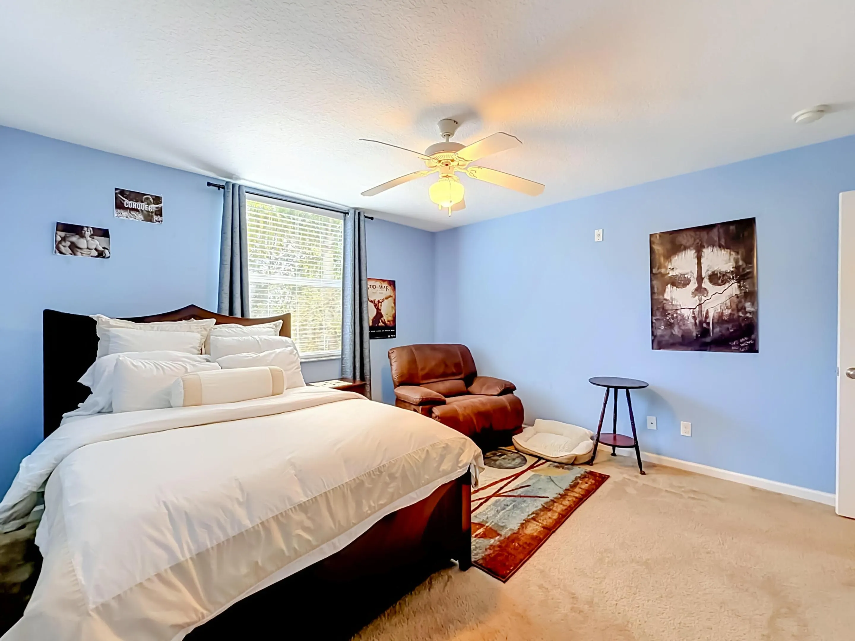 519 E Sheridan Street #4042