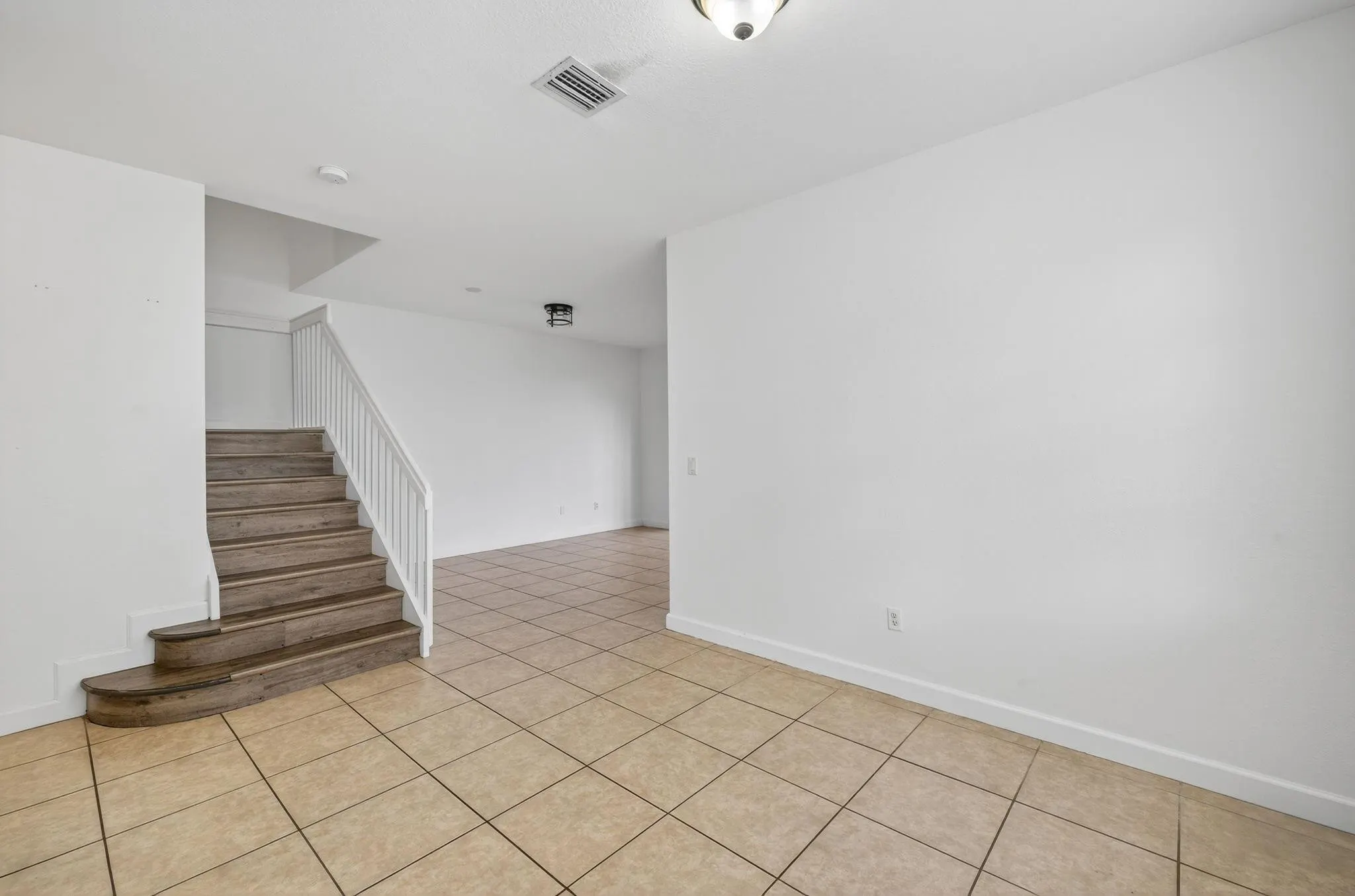 7029 AMBROSIA Lane #606