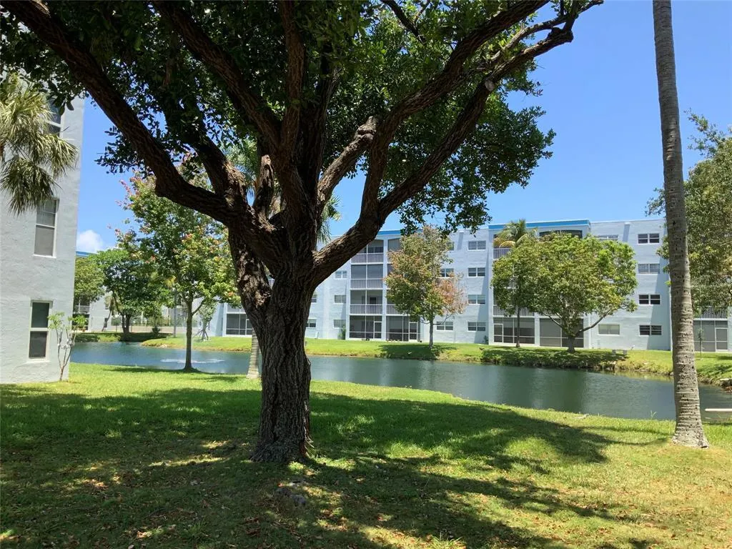 600 NE 2ND Street #105