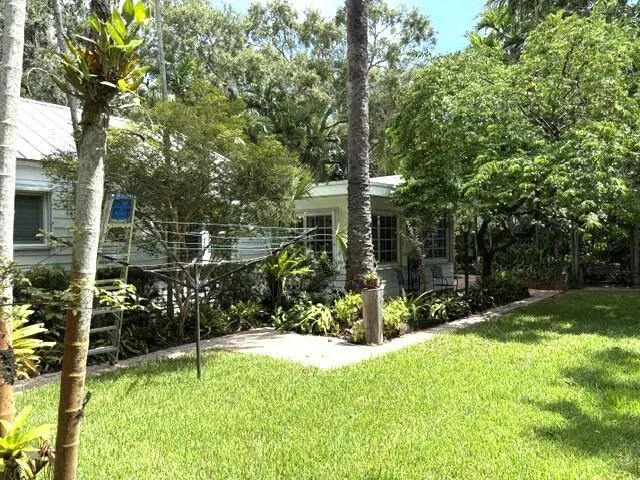 41 SW 5TH Street