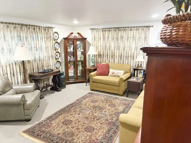 41 SW 5TH Street