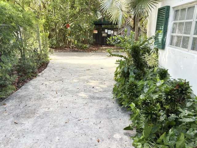41 SW 5TH Street