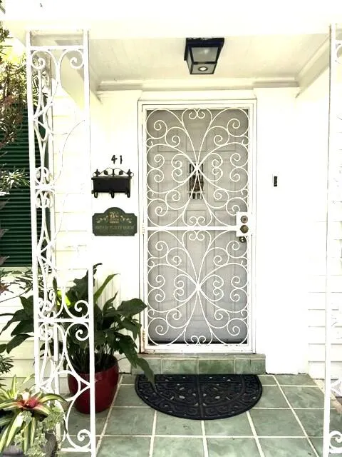 41 SW 5TH Street