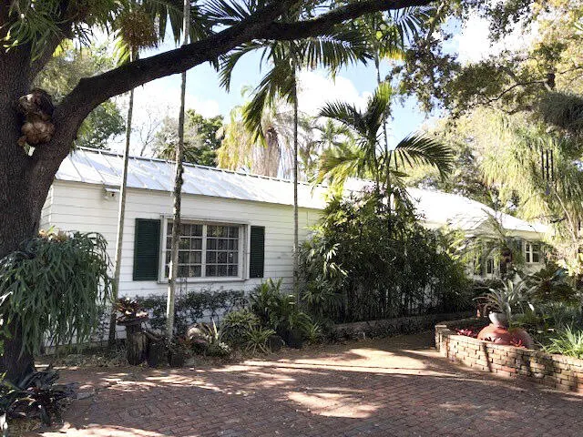 41 SW 5TH Street
