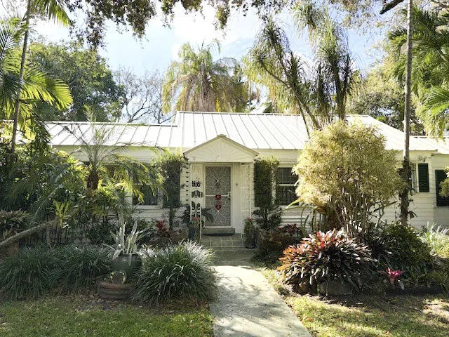 41 SW 5TH Street