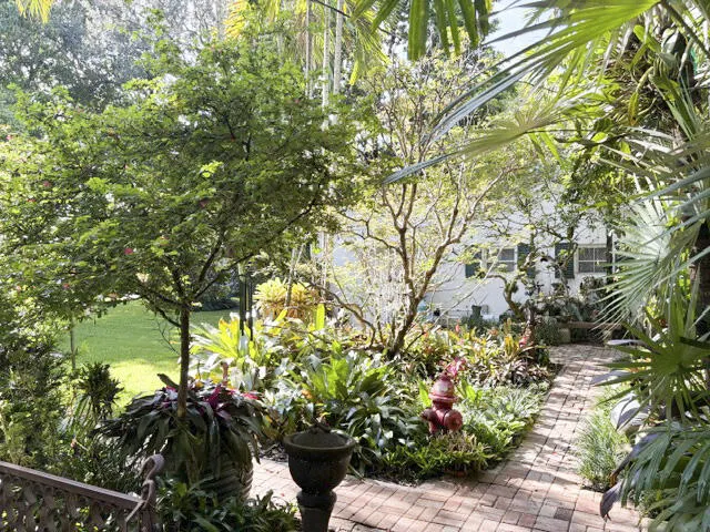 41 SW 5TH Street