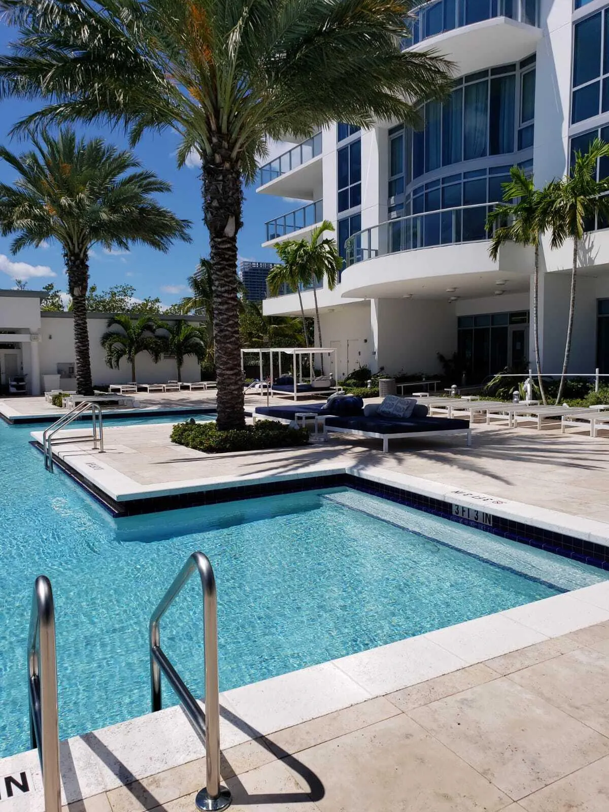 17111 BISCAYNE Boulevard #1903
