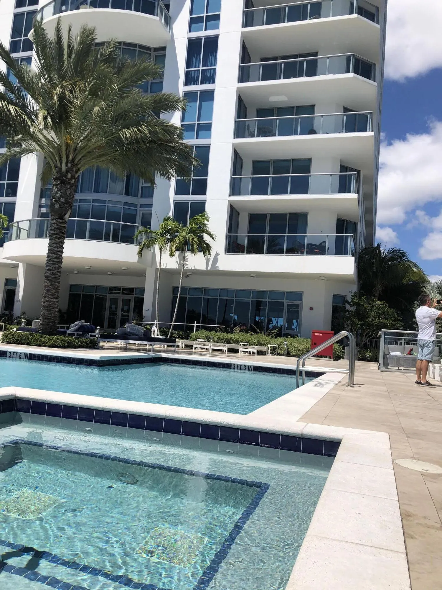 17111 BISCAYNE Boulevard #1903