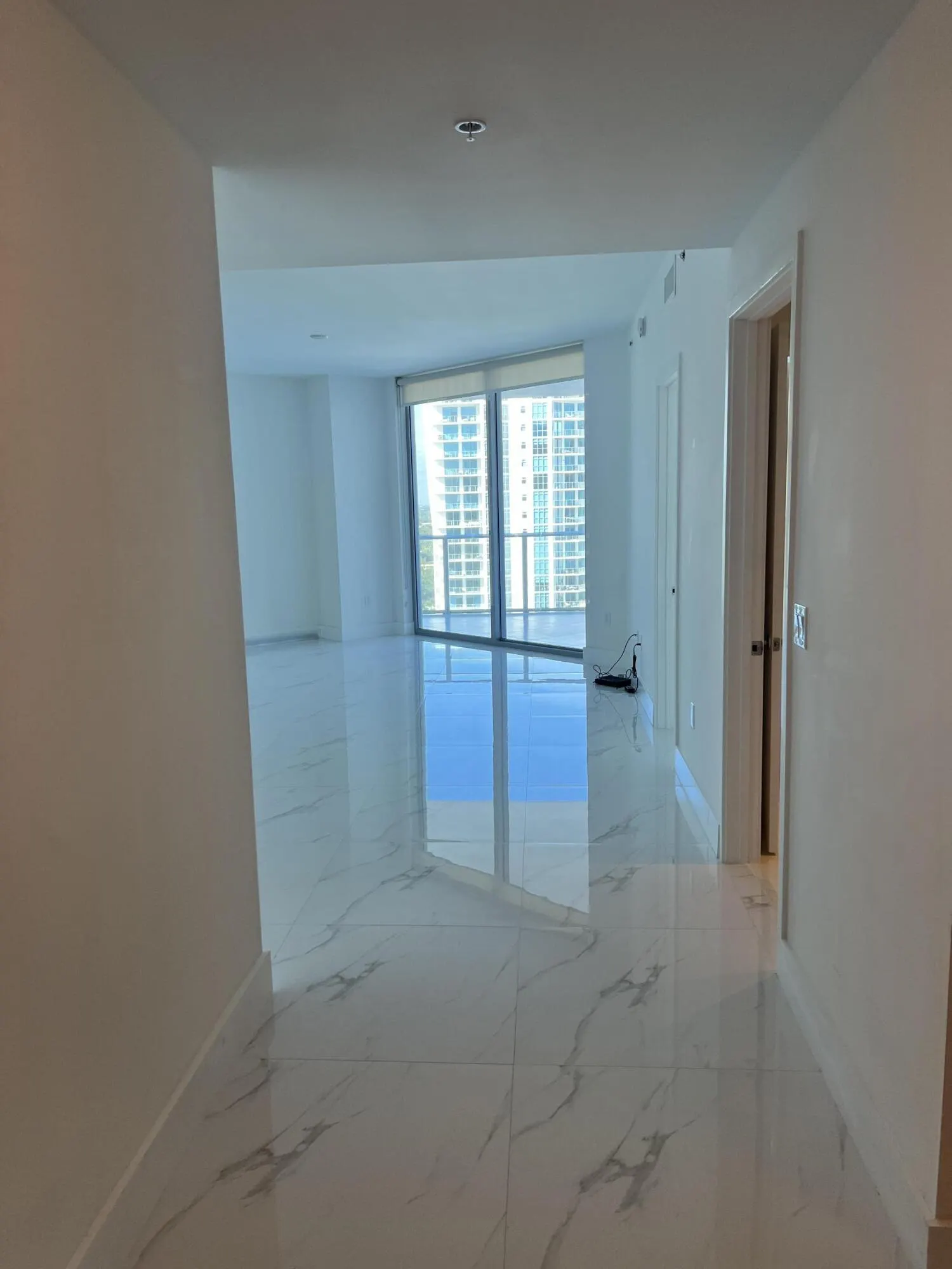 17111 BISCAYNE Boulevard #1903