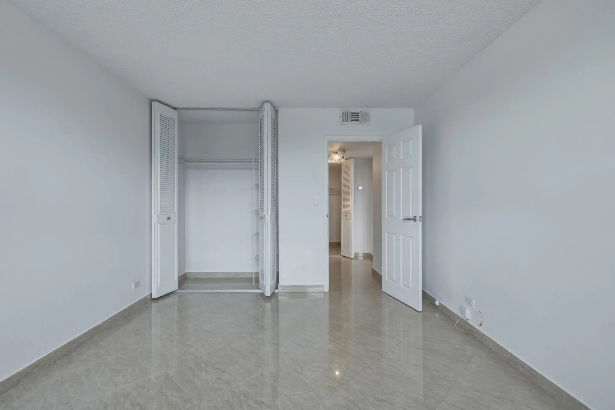 250 174TH Street #1719